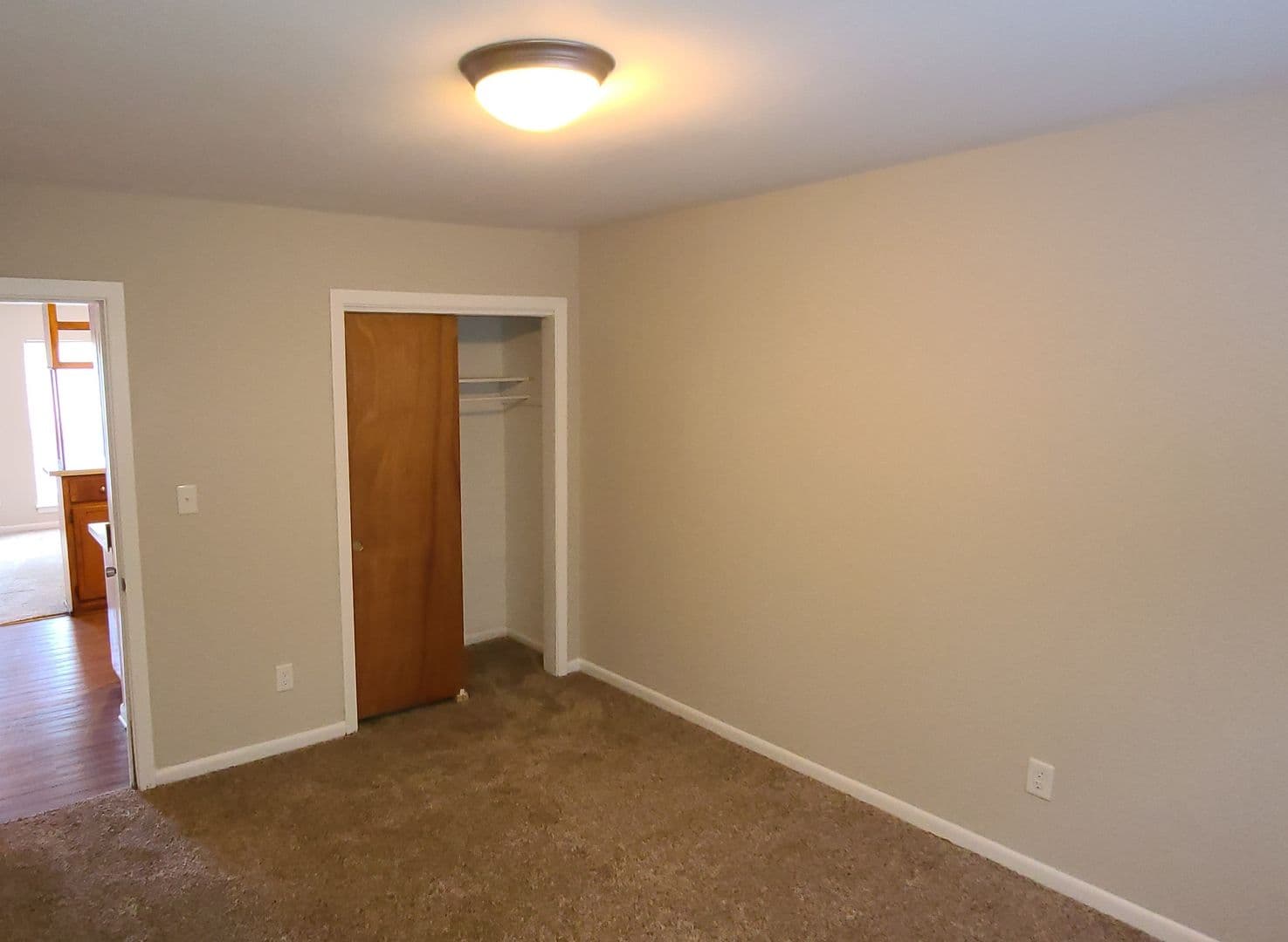 Birmingham Apartment: 2217-2249 Green Springs Hwy South