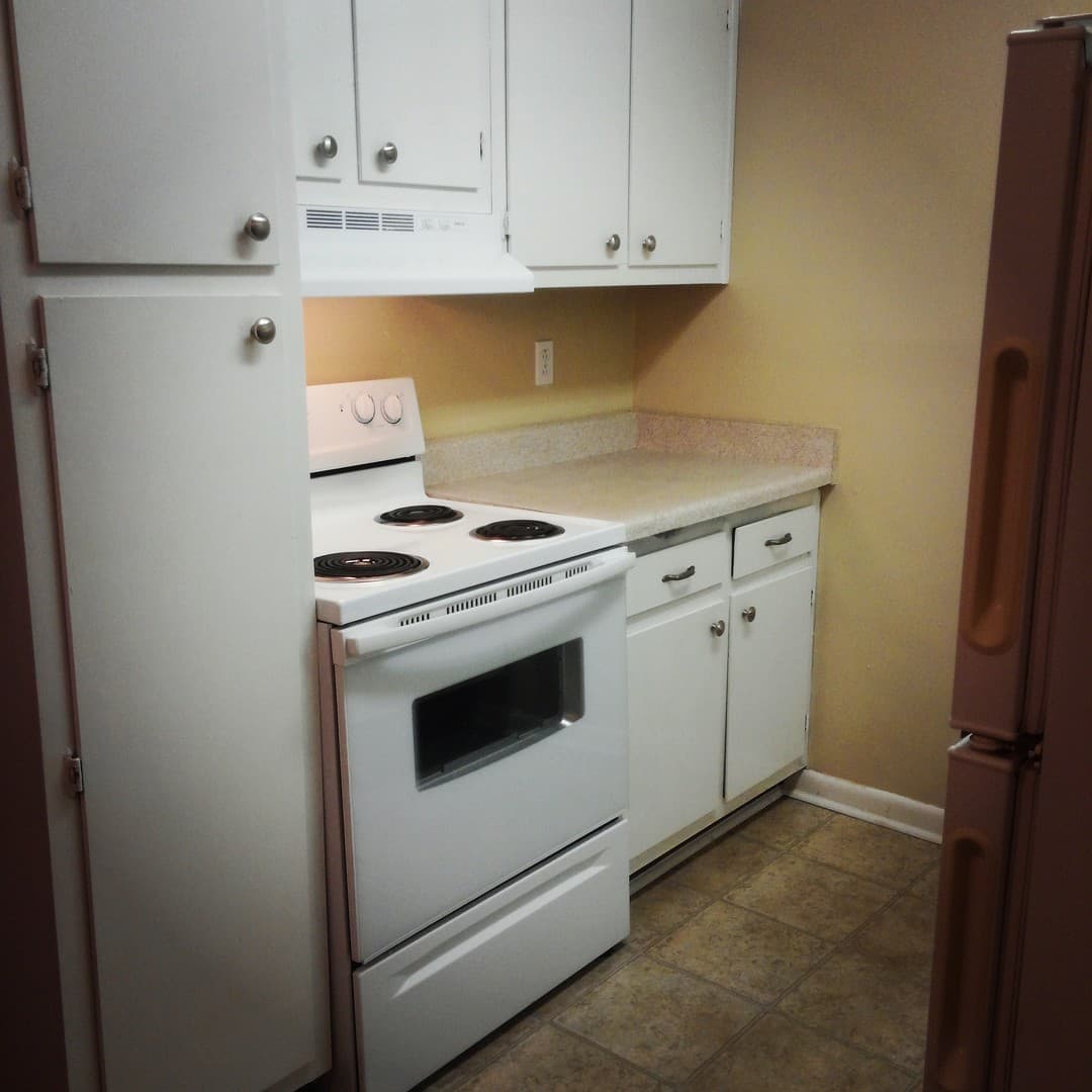 Vestavia Hills Apartment: 1716 Vestawood Court