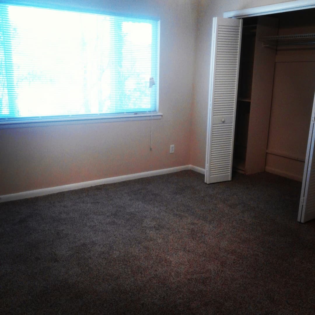 Vestavia Hills Apartment: 1716 Vestawood Court