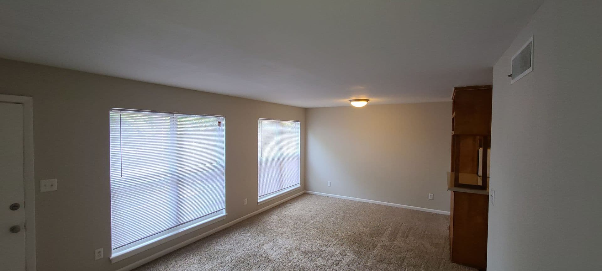 Birmingham Apartment: 2217-2249 Green Springs Hwy South