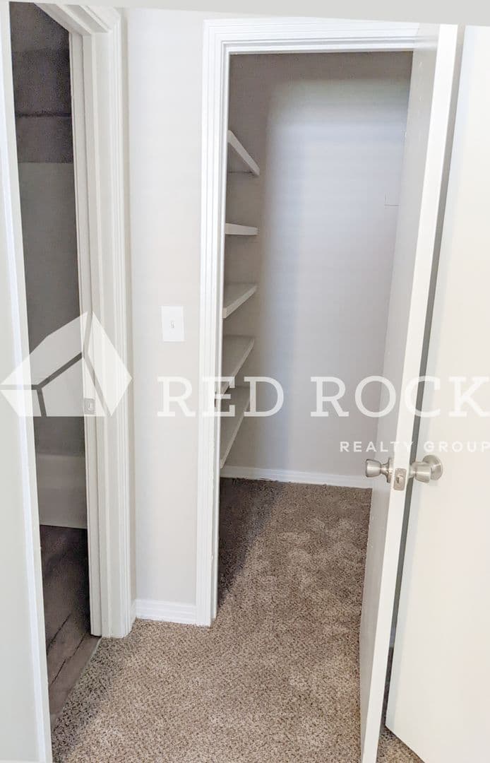 Columbus Apartment: 102 Newbell Rd