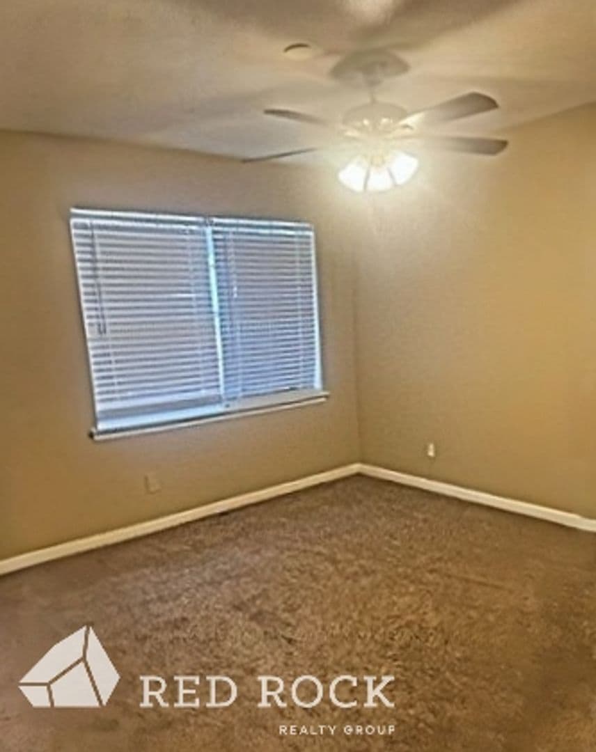 Selma Apartment: 3100 Lincoln Drive