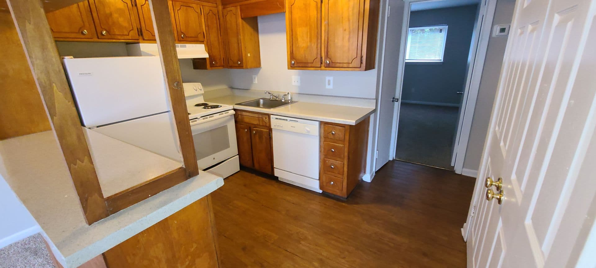 Birmingham Apartment: 2217-2249 Green Springs Hwy South