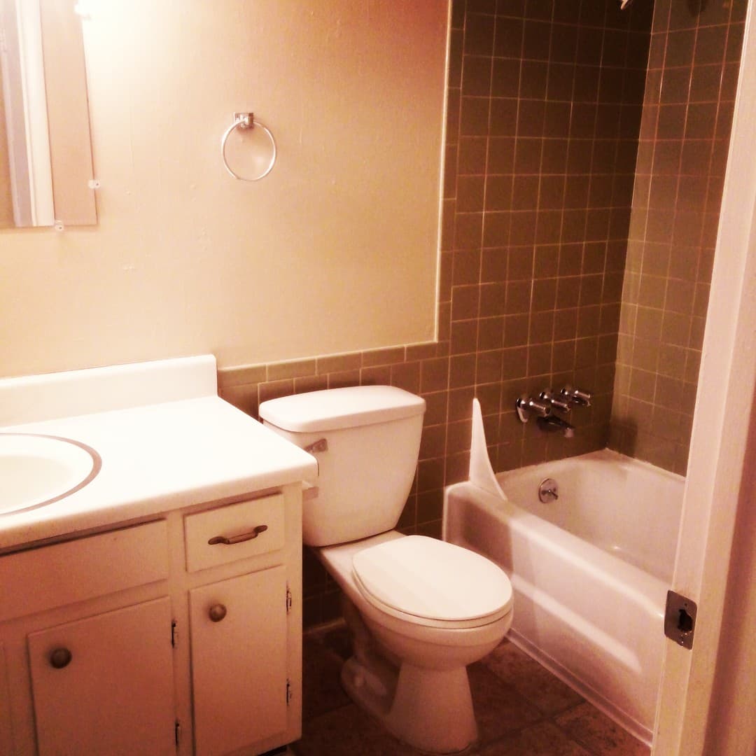 Vestavia Hills Apartment: 1716 Vestawood Court