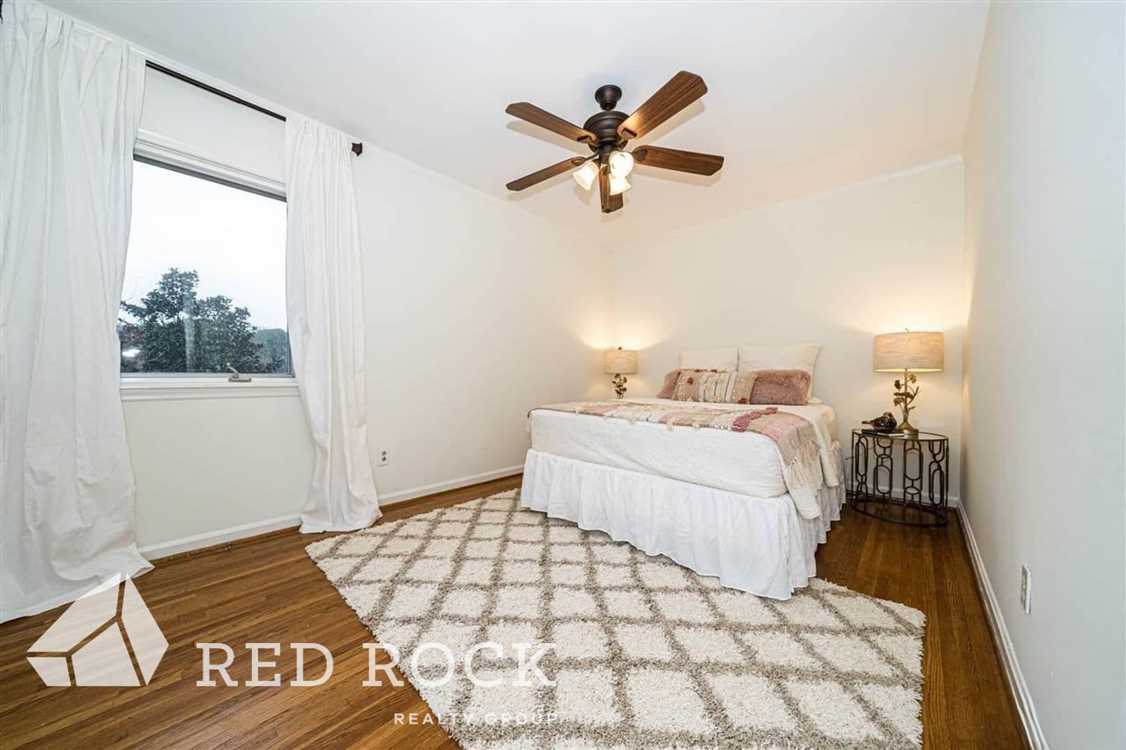 Birmingham House: 1216 Krin Ave