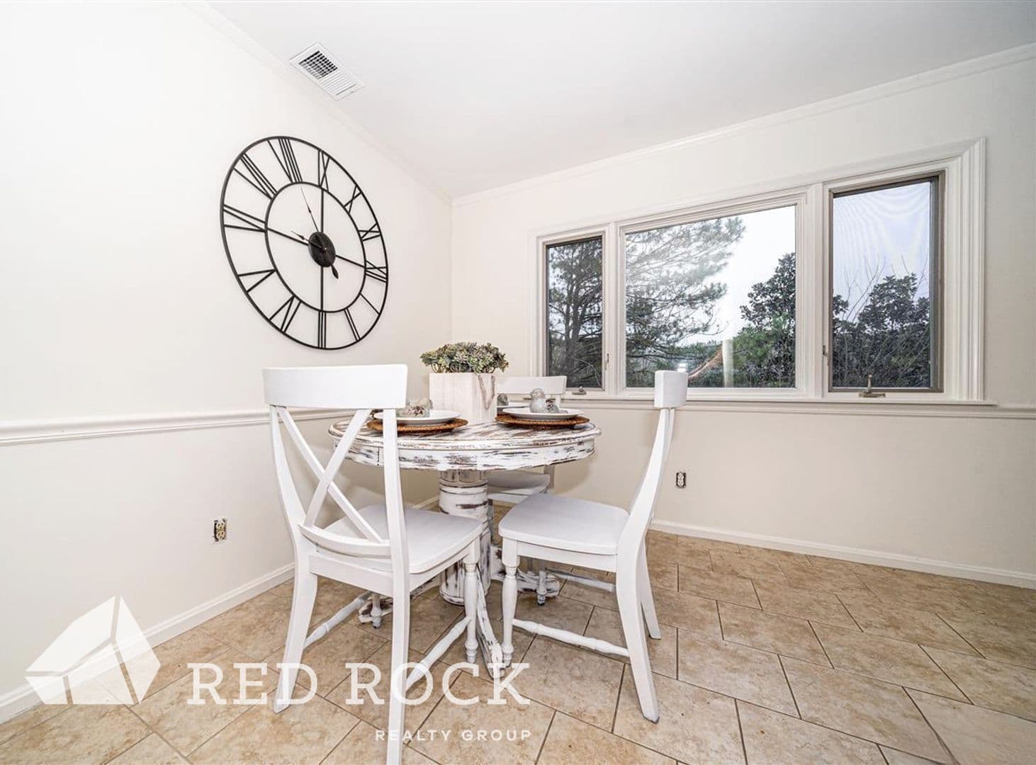Birmingham House: 1216 Krin Ave