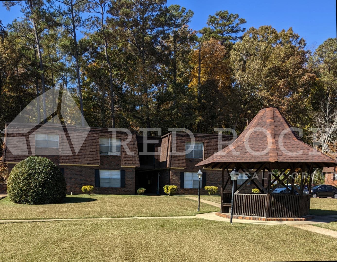 Columbus Apartment: 102 Newbell Rd