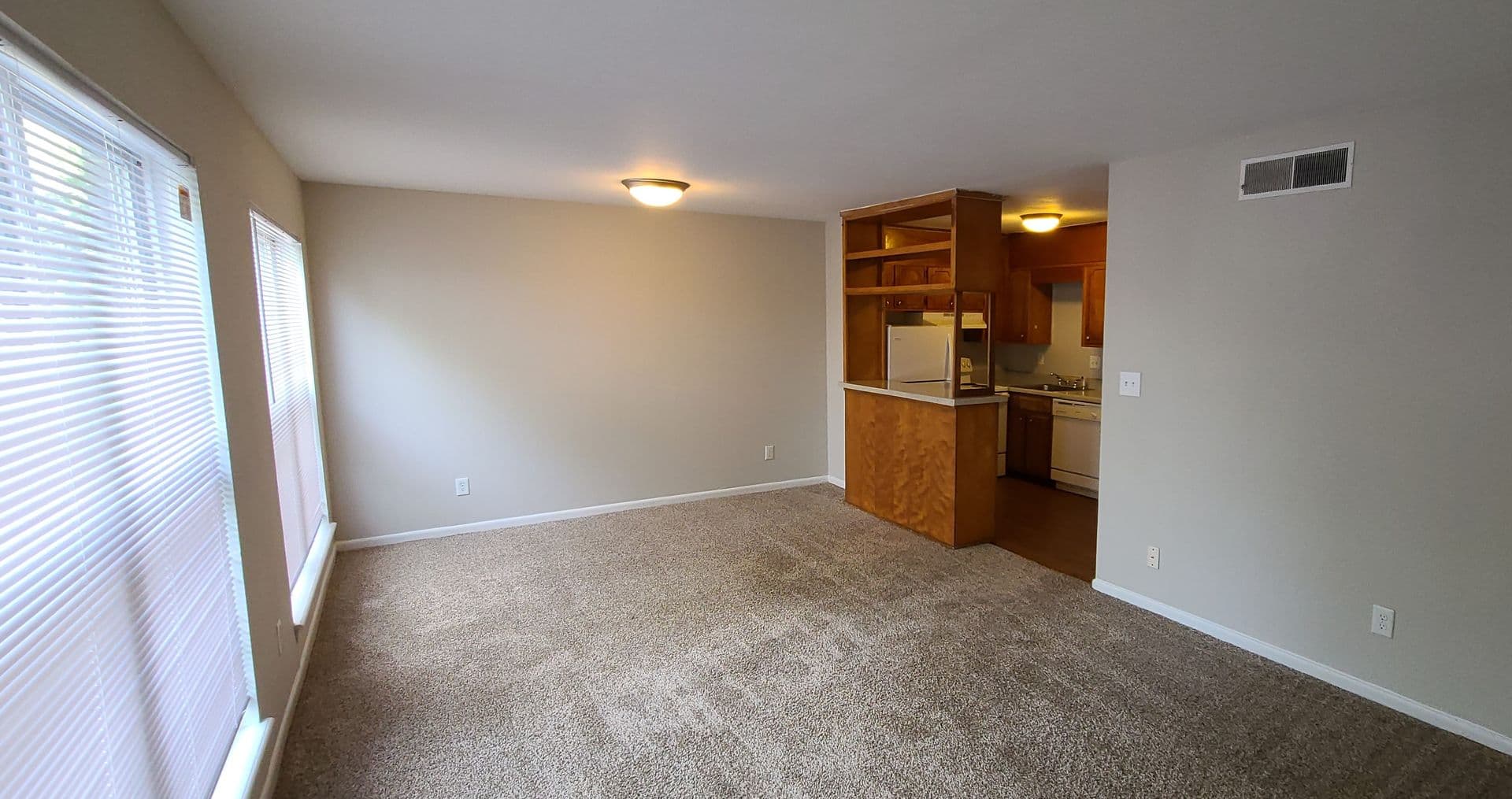 Birmingham Apartment: 2217-2249 Green Springs Hwy South