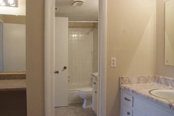 Vestavia Hills Apartment: 1716 Vestawood Court