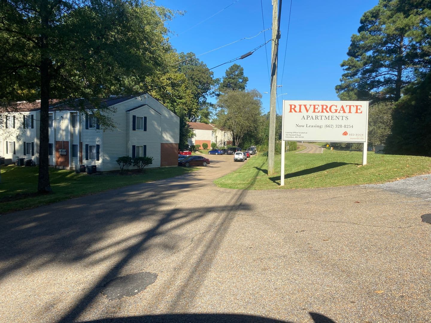 Columbus Apartment: 300 Holly Hills Rd