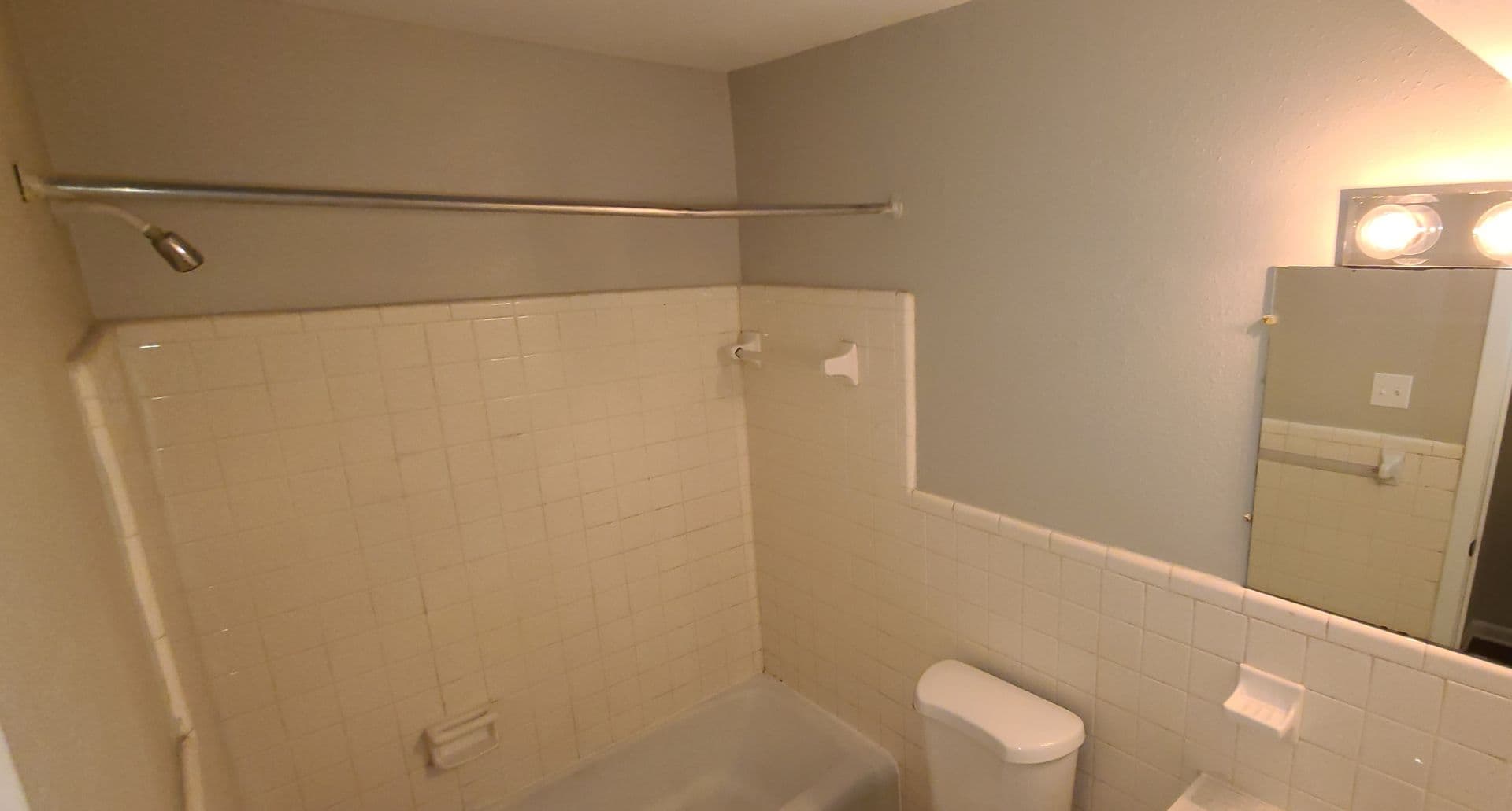Birmingham Apartment: 2217-2249 Green Springs Hwy South