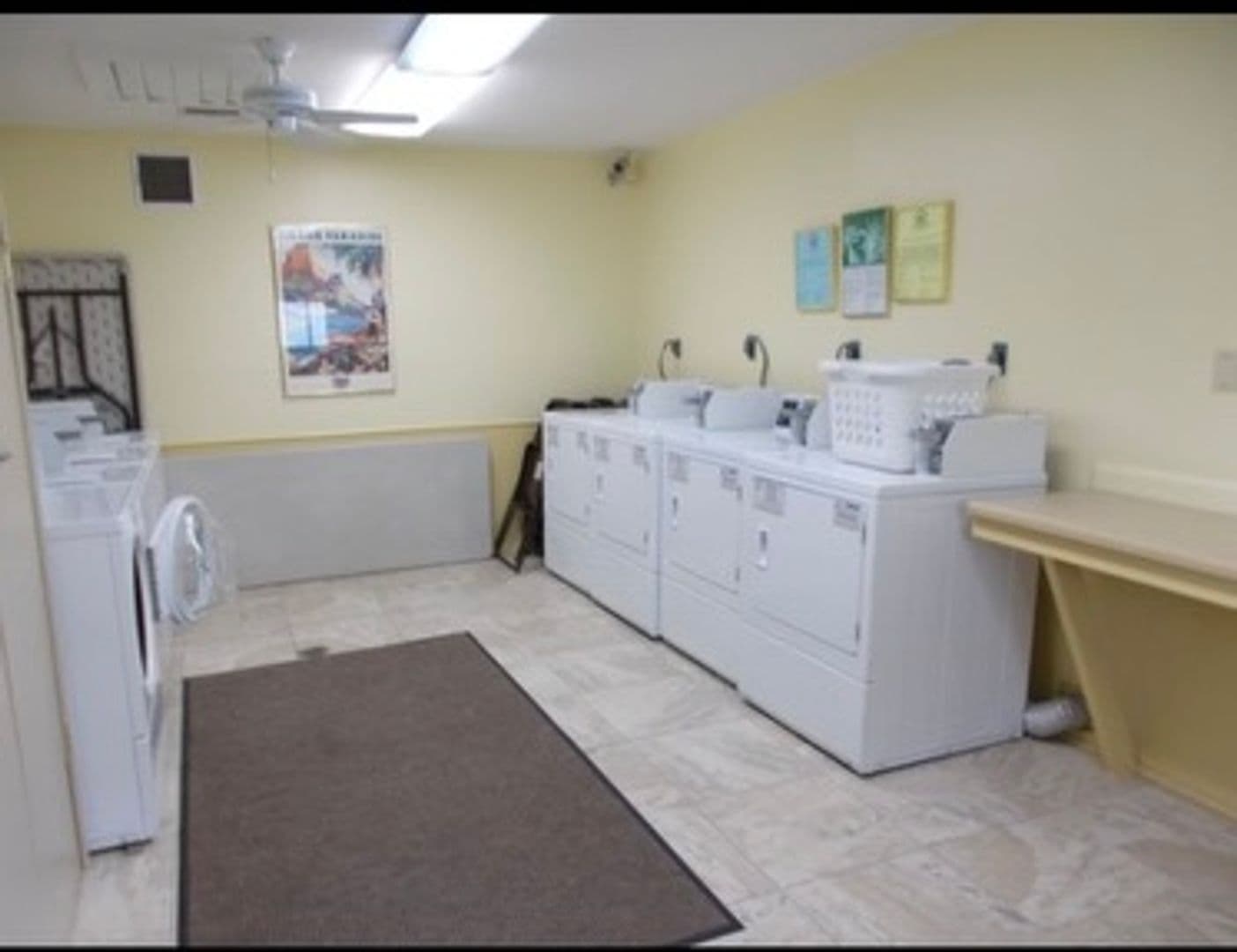 Abbeville Apartment: 1021 W Port ST