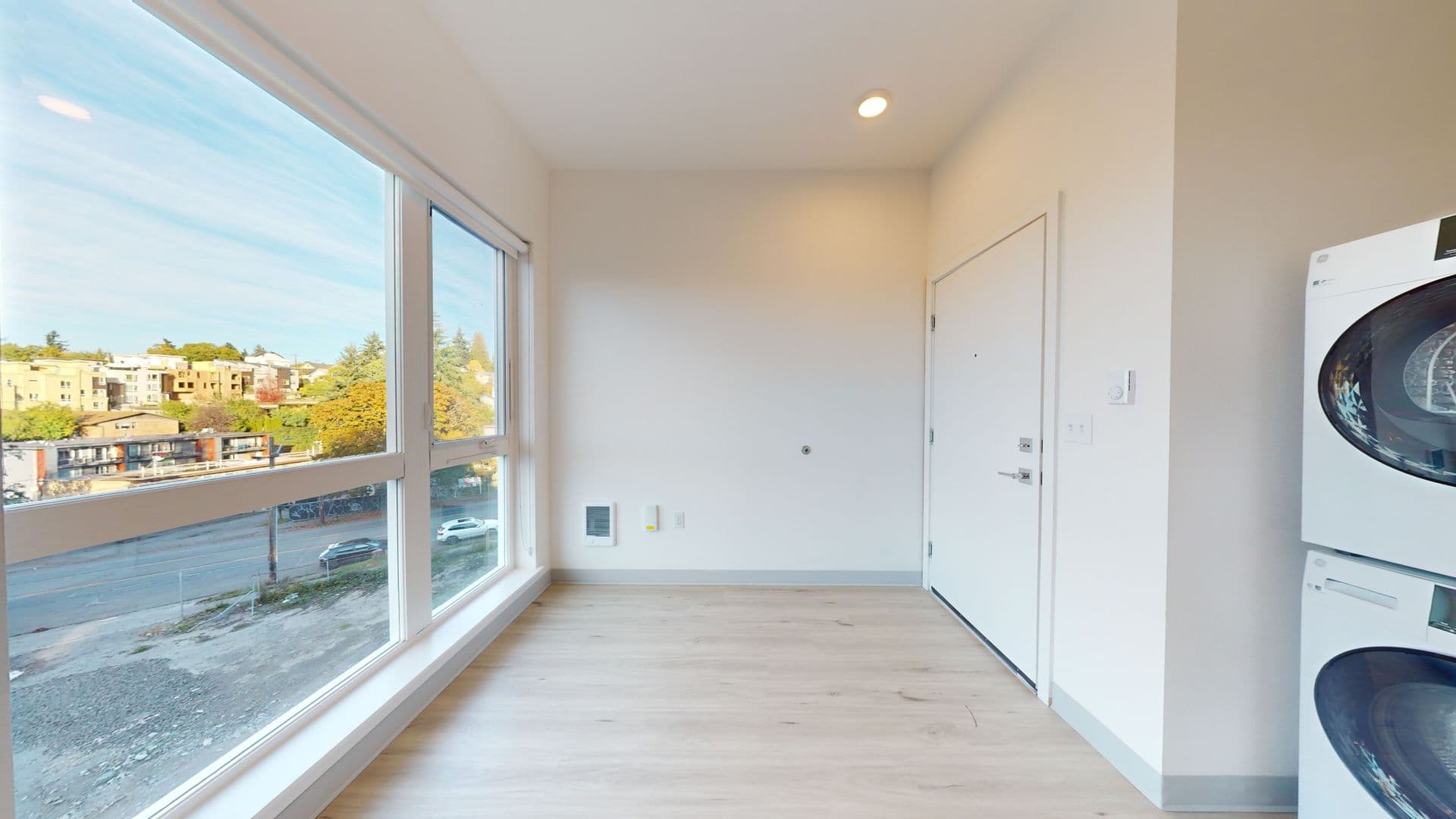 Seattle Apartment: 5231 Rainier Ave S
