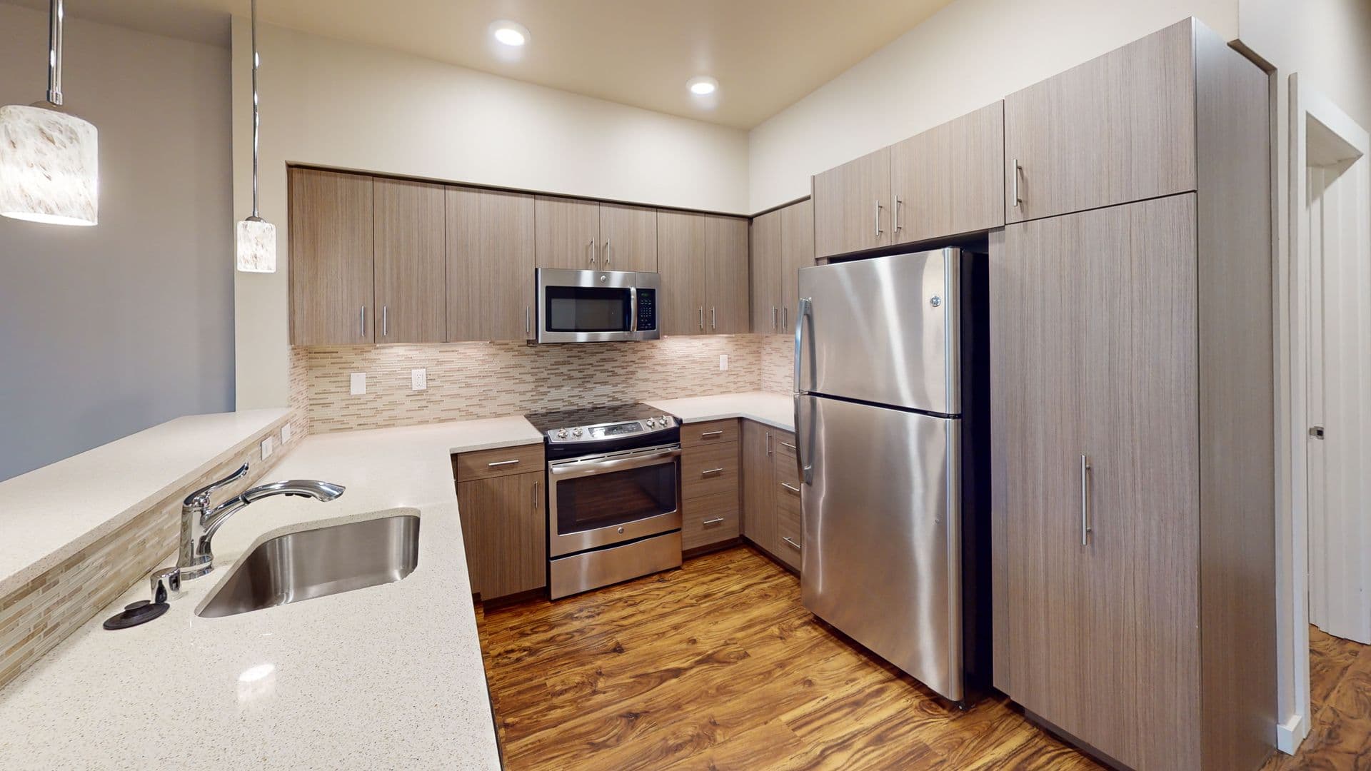Seattle Apartment: 954 E. Union St.