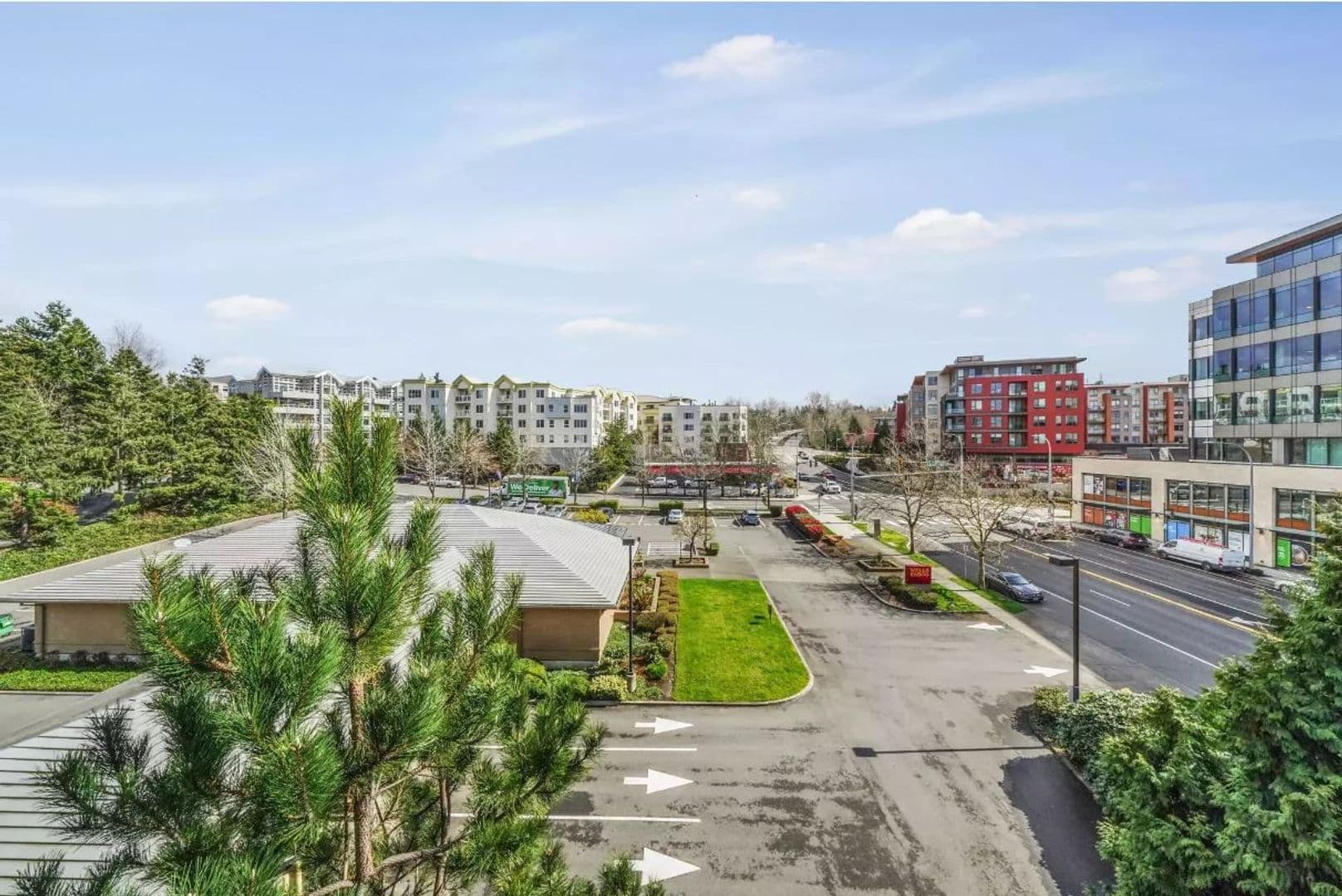 Kirkland Apartment: 450 Central Way