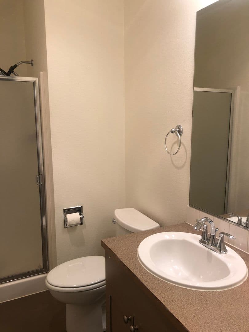 Seattle Apartment: 1420 Belmont Ave