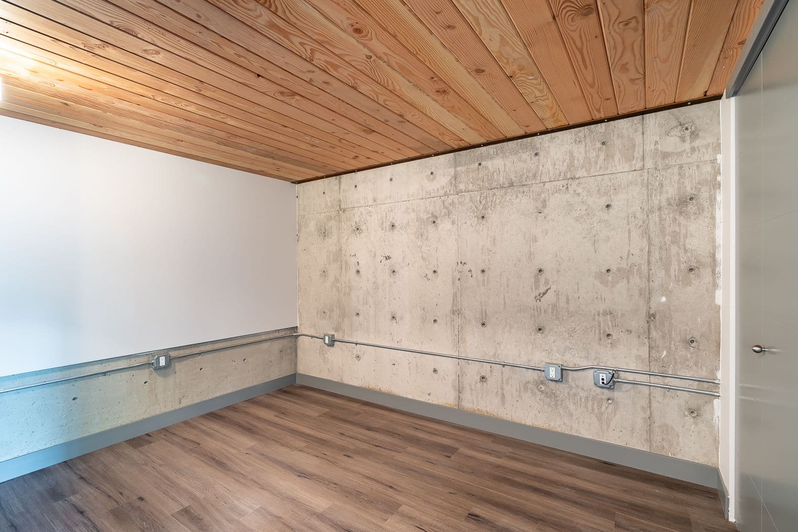 Seattle Apartment: 6301 15th Ave NW