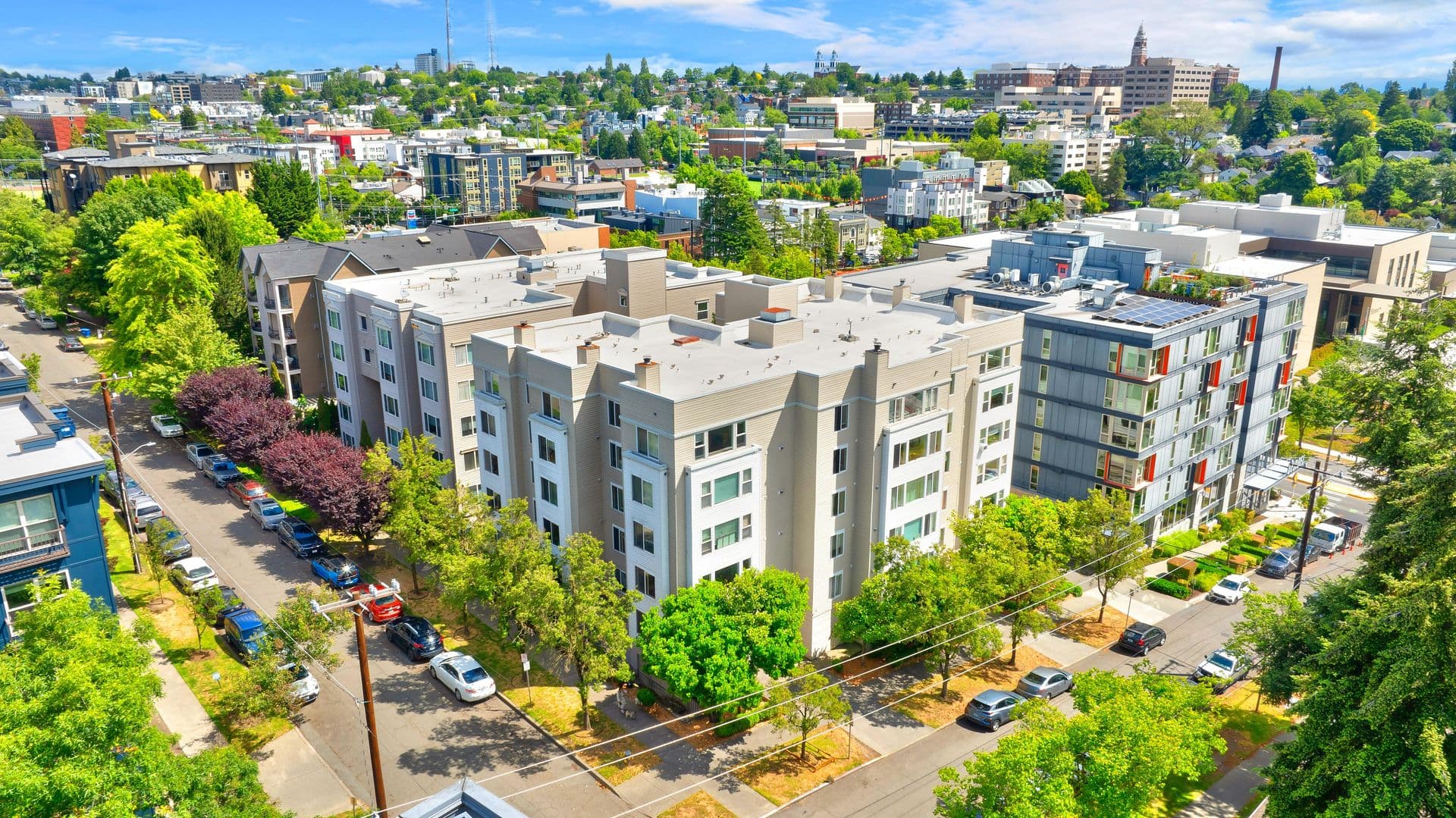 Seattle Apartment: 300 11th Ave