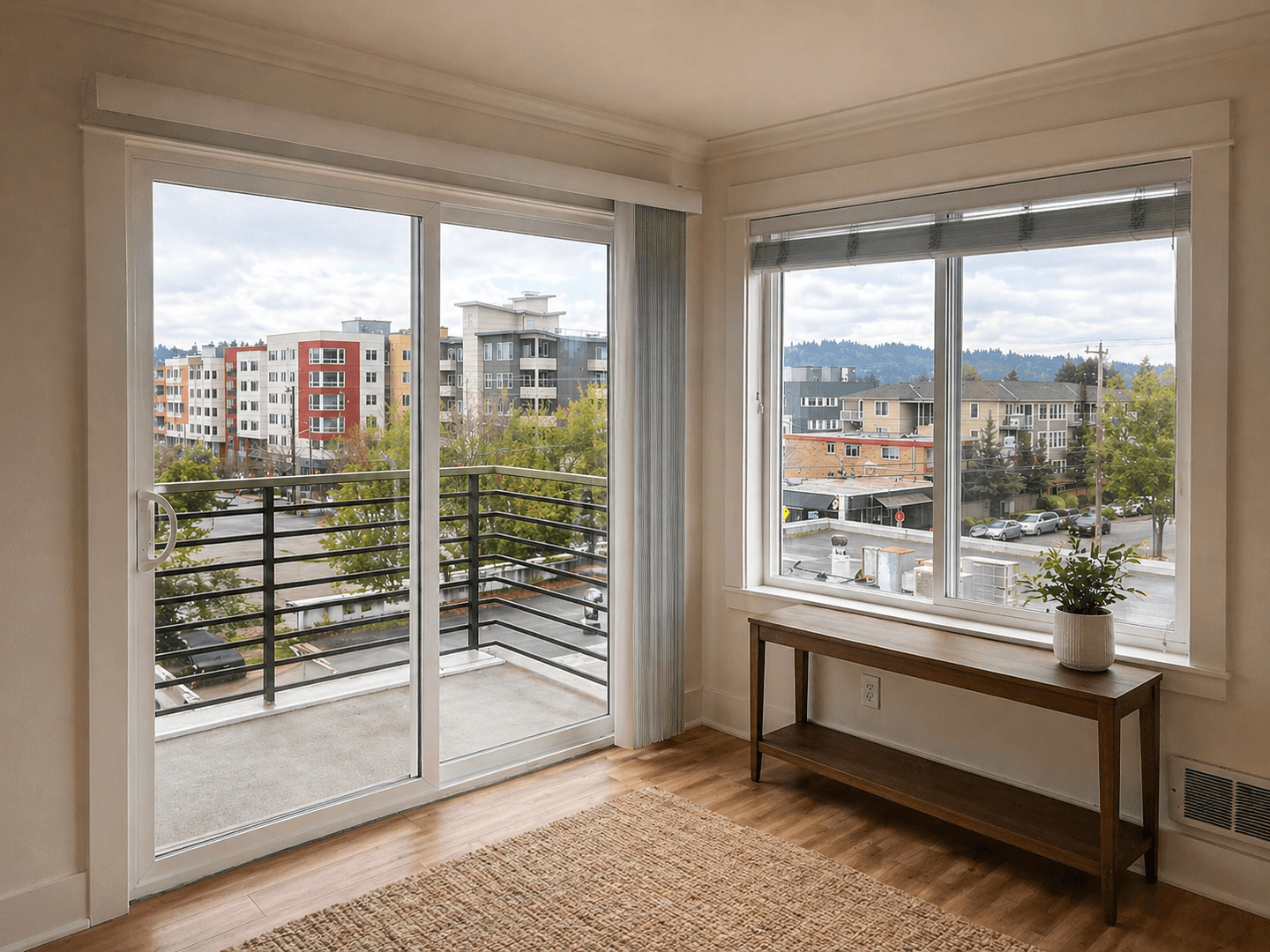 Seattle Apartment: 2250 NW 59th St