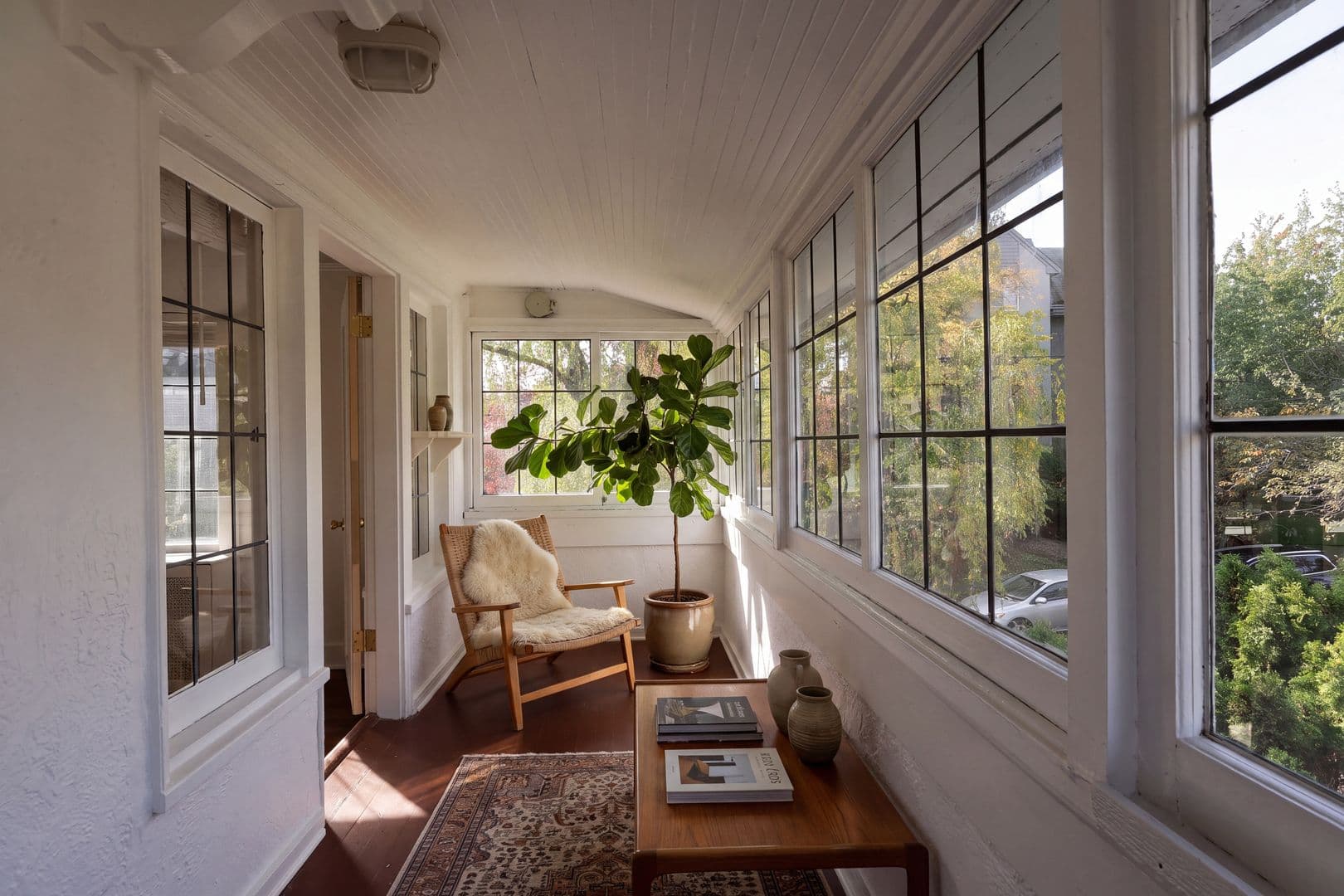 Seattle Apartment: 1710 E Denny Way