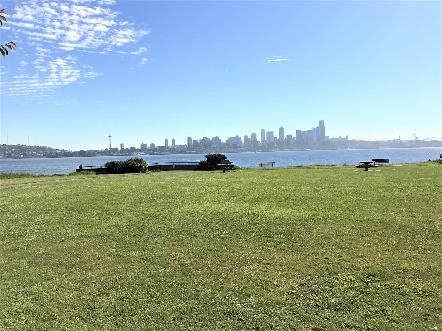 Seattle Apartment: 2425 Harbor Ave SW