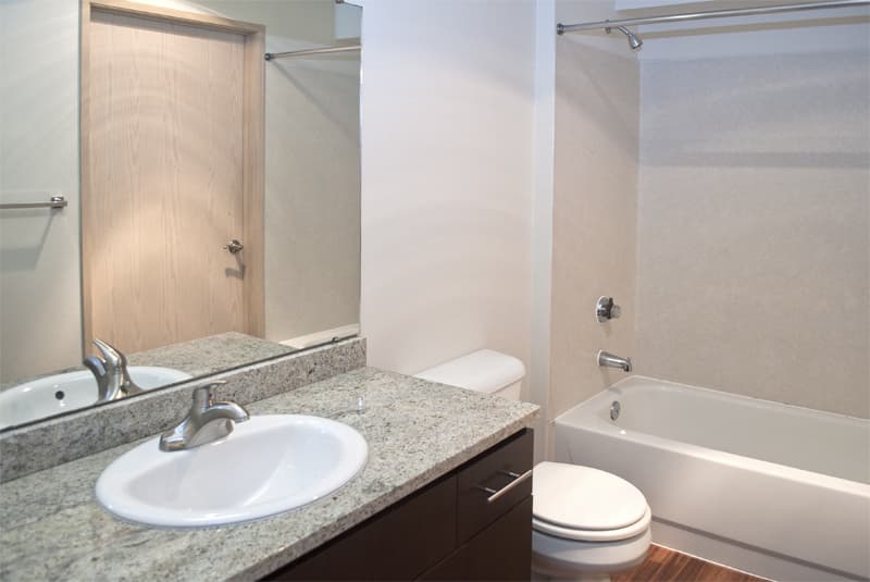 Seattle Apartment: 300 11th Ave