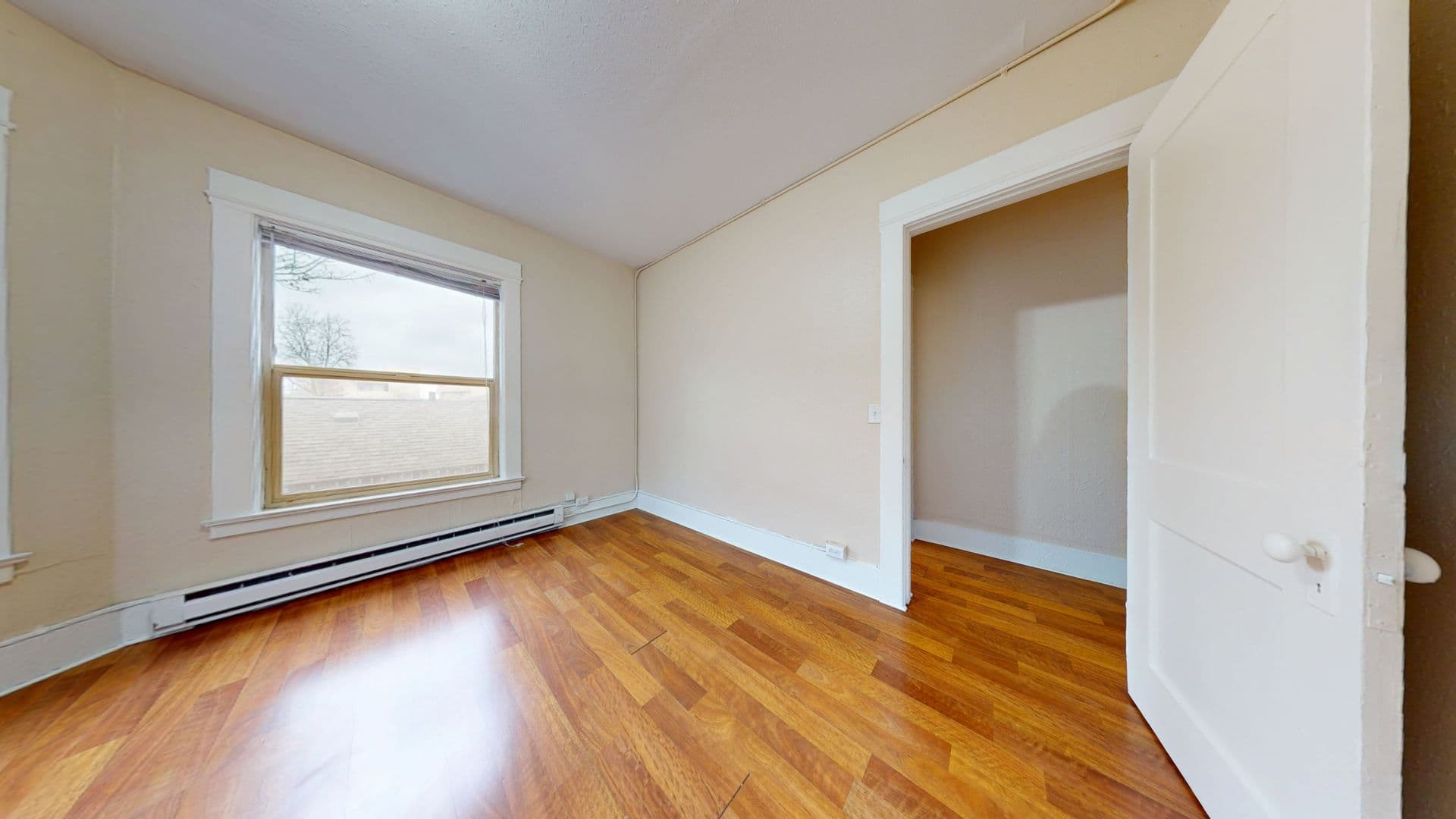 Seattle Apartment: 317 Harvard Ave E