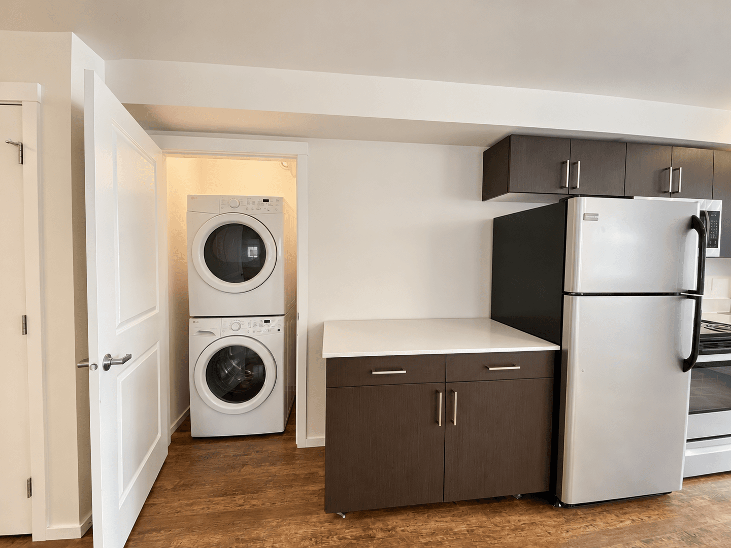 Kirkland Apartment: 450 Central Way
