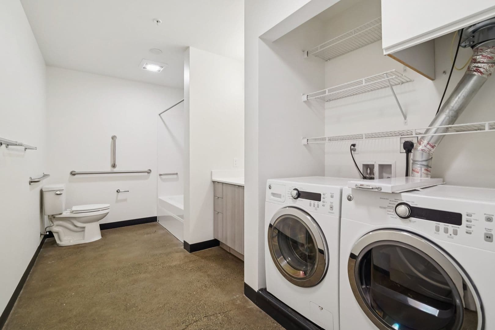Seattle Apartment: 1701 Dexter Ave N