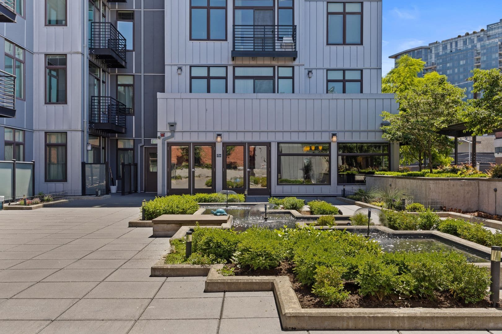 Seattle Apartment: 954 E. Union St.