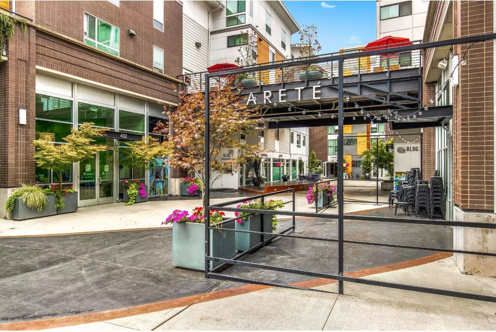 Kirkland Apartment: 450 Central Way