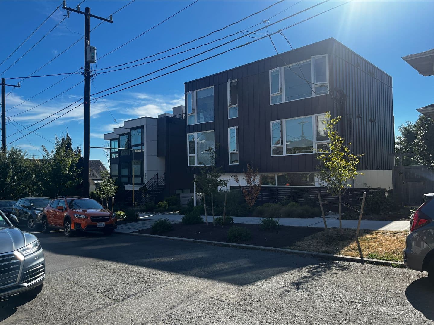 Seattle Apartment: 2119 13th Ave S