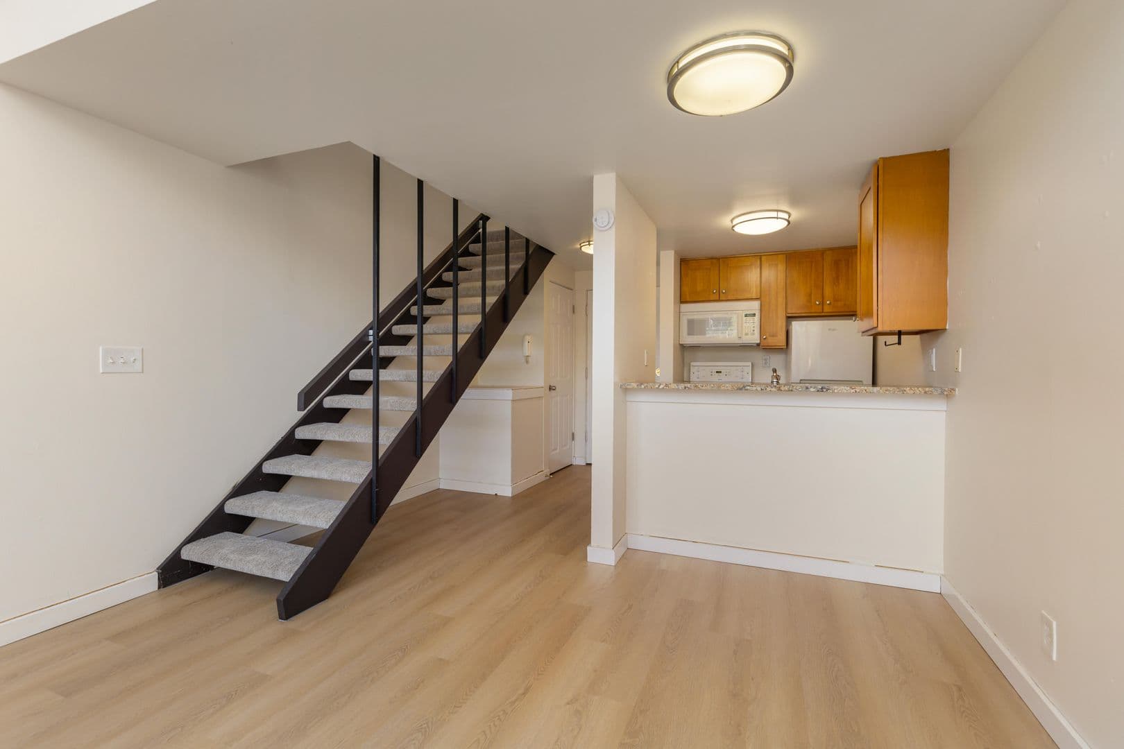 Seattle Apartment: 312 Harvard Ave E