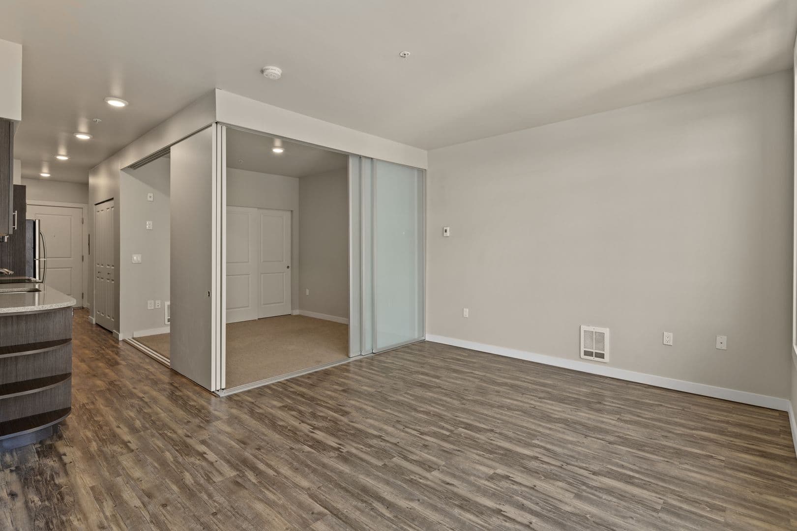 Seattle Apartment: 954 E. Union St.