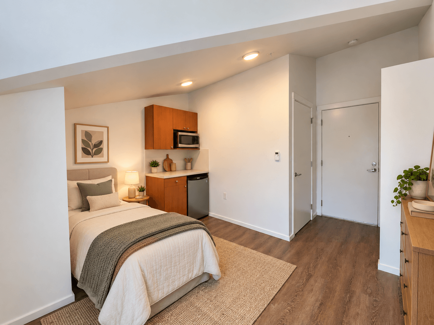 Kirkland Apartment: 450 Central Way