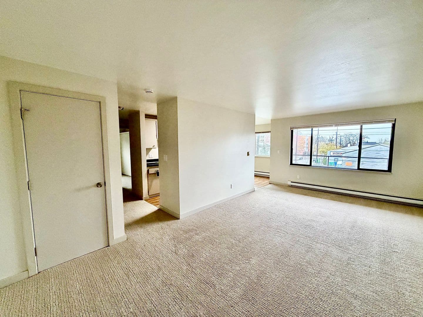 Seattle Apartment: 1653 21st Ave