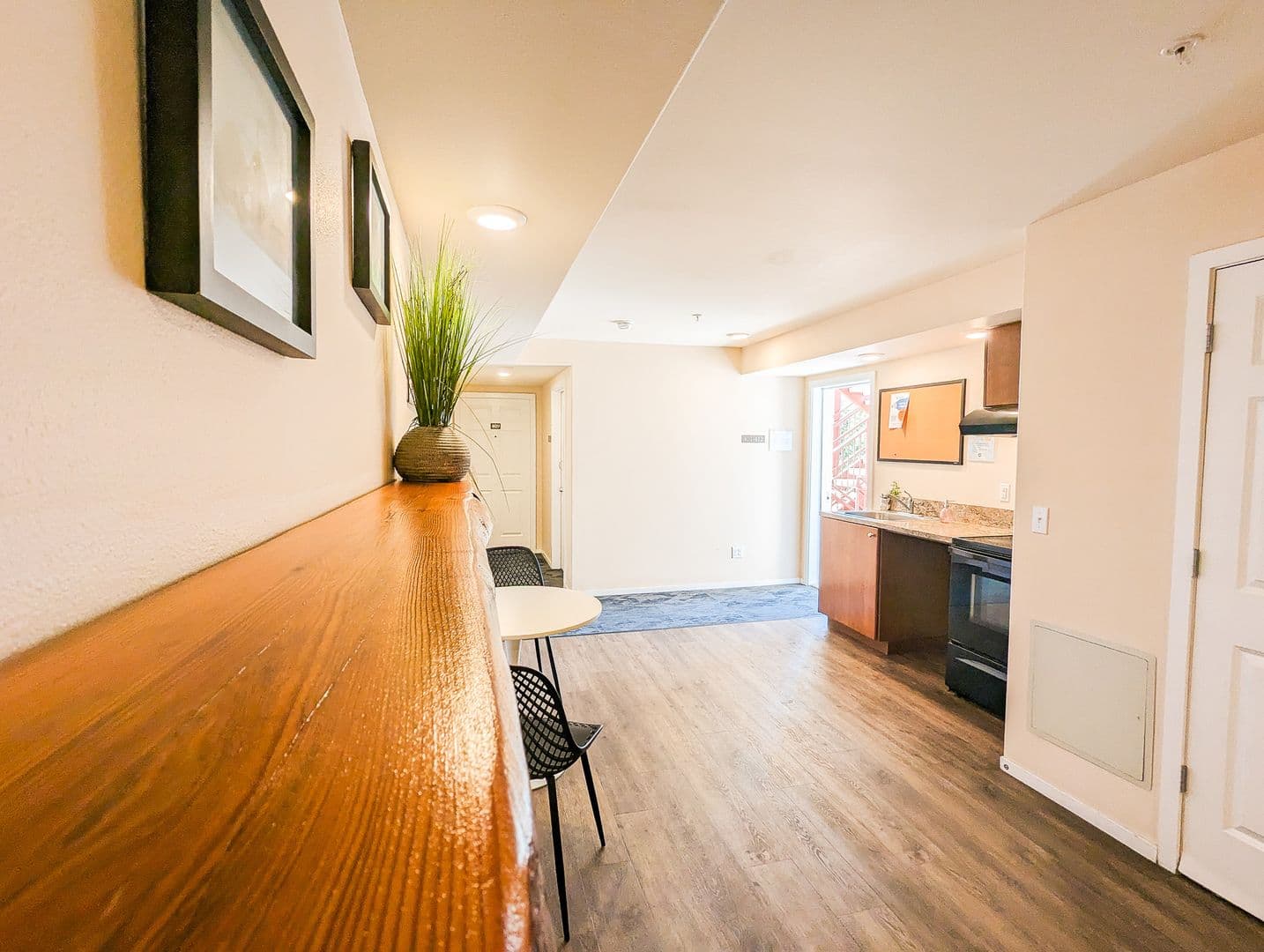 Redmond Apartment: 8525 163rd CT NE