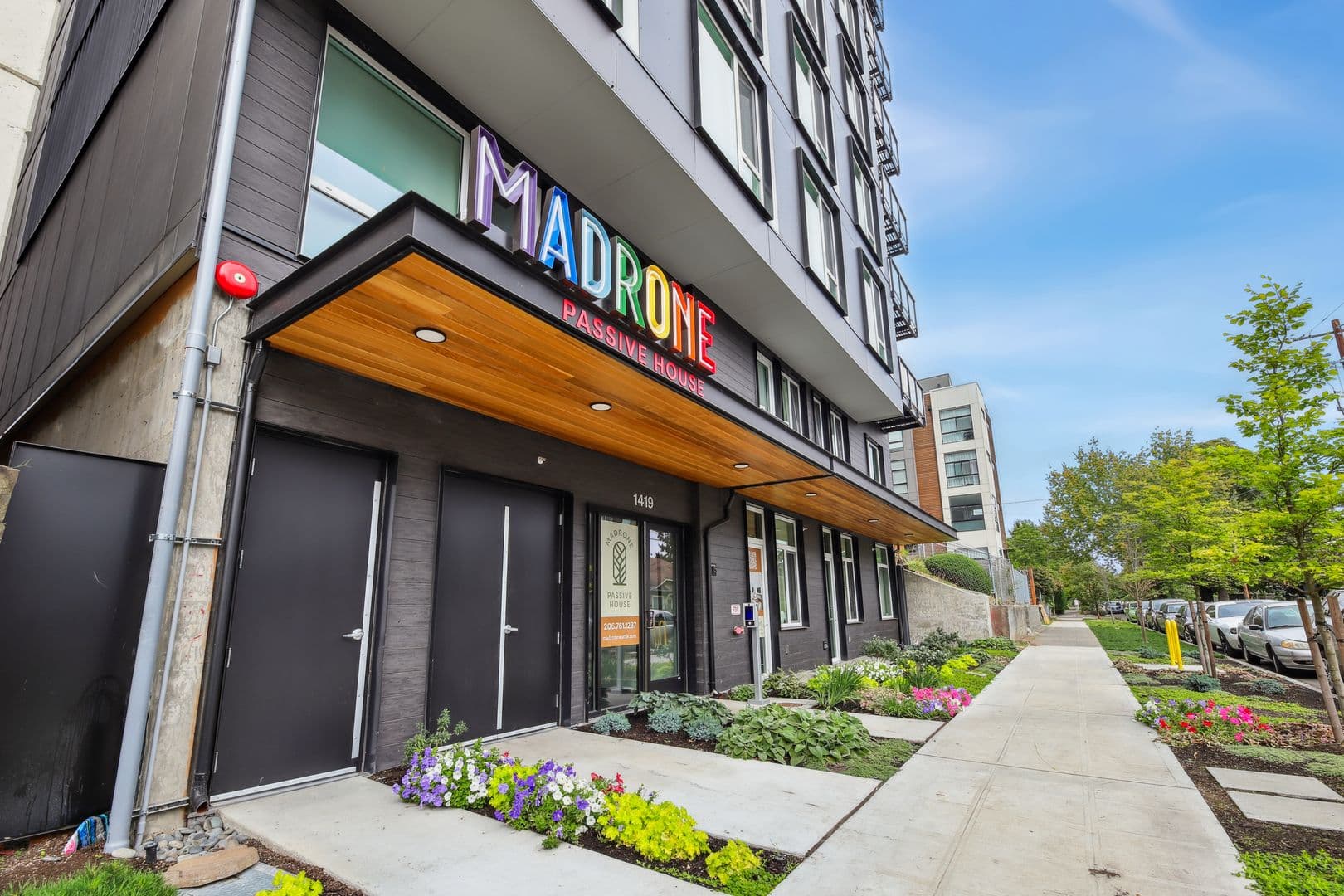Seattle Apartment: 1419 24th Ave