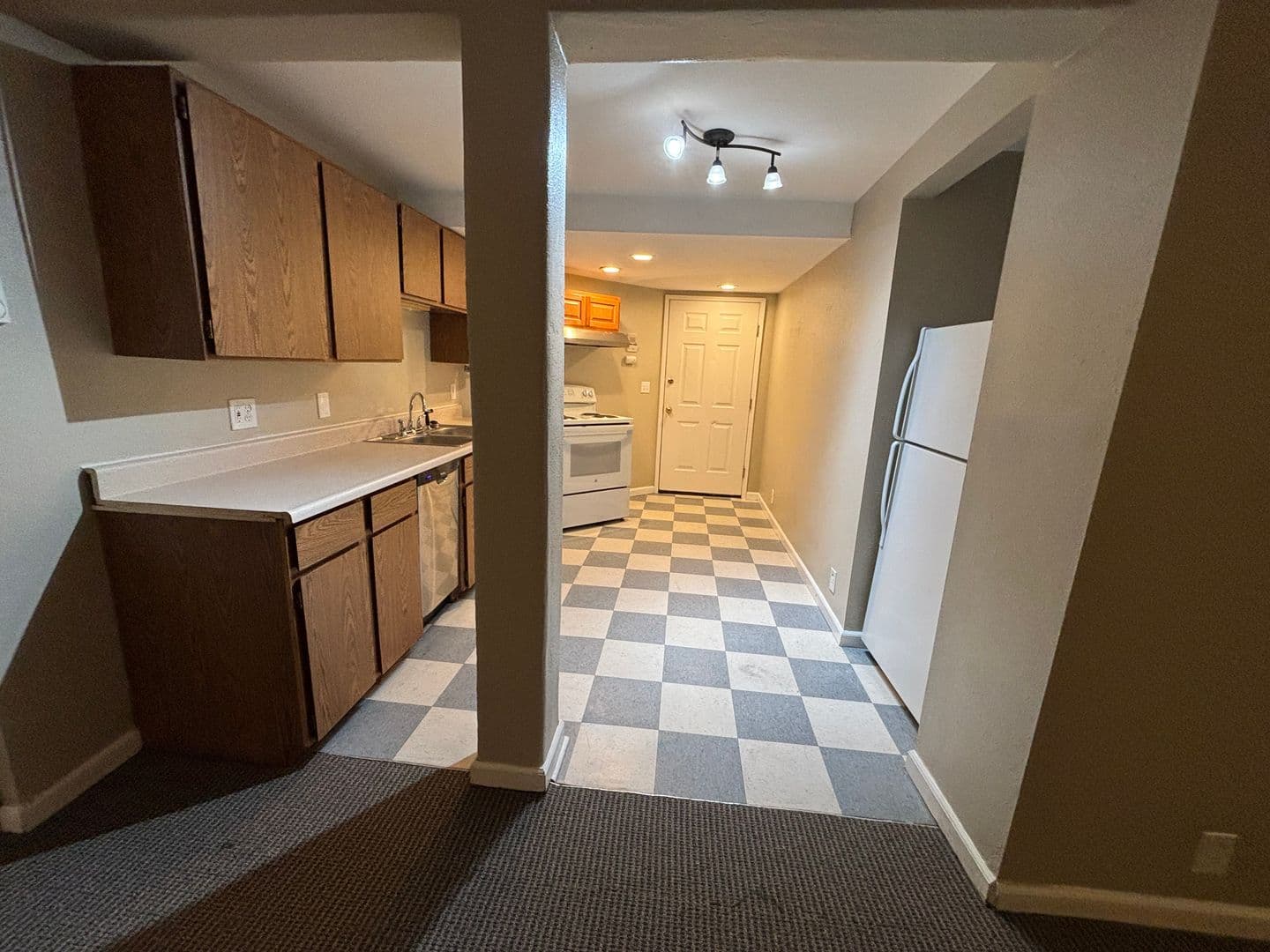 Seattle Apartment: 317 Harvard Ave E