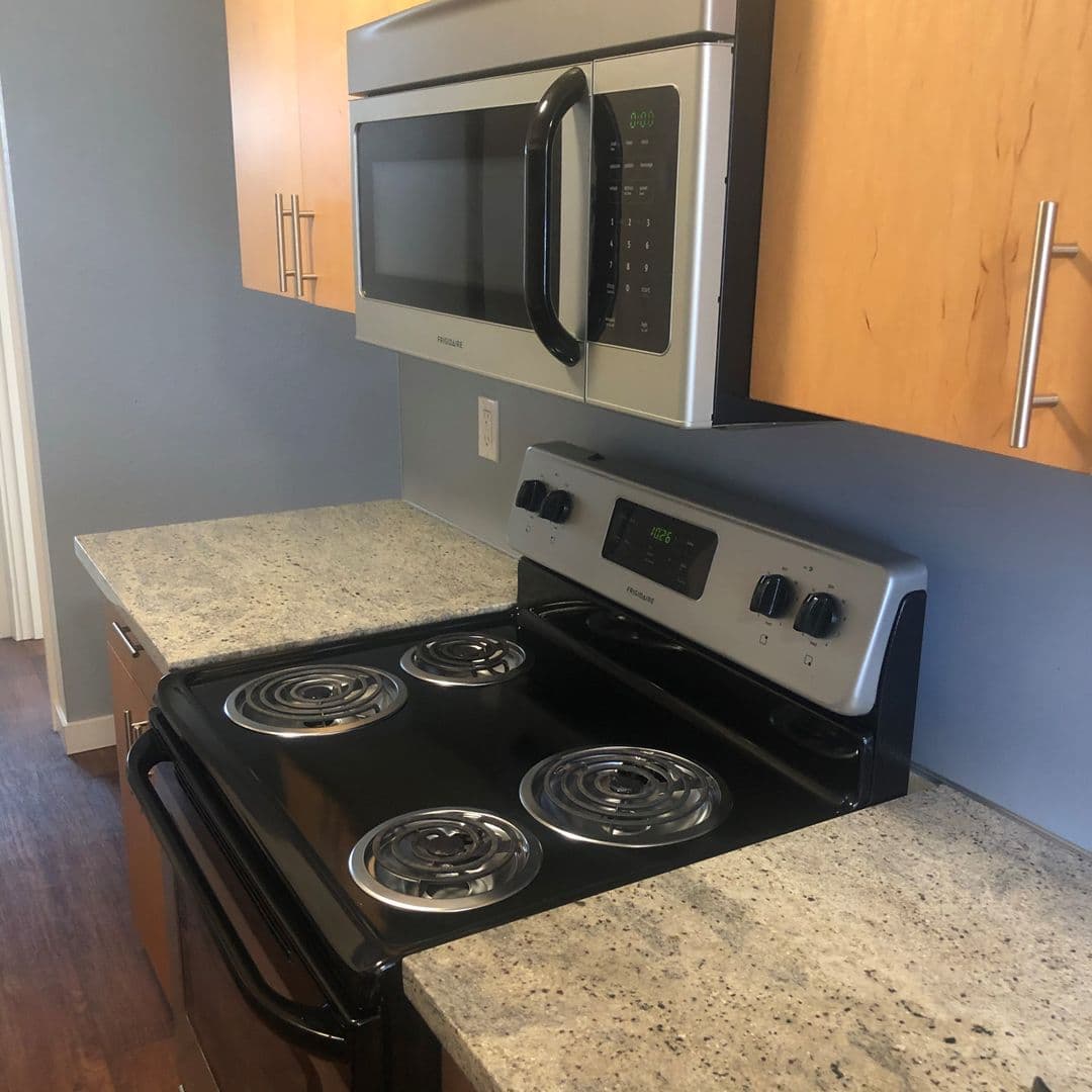 Seattle Apartment: 3911 S Pearl St