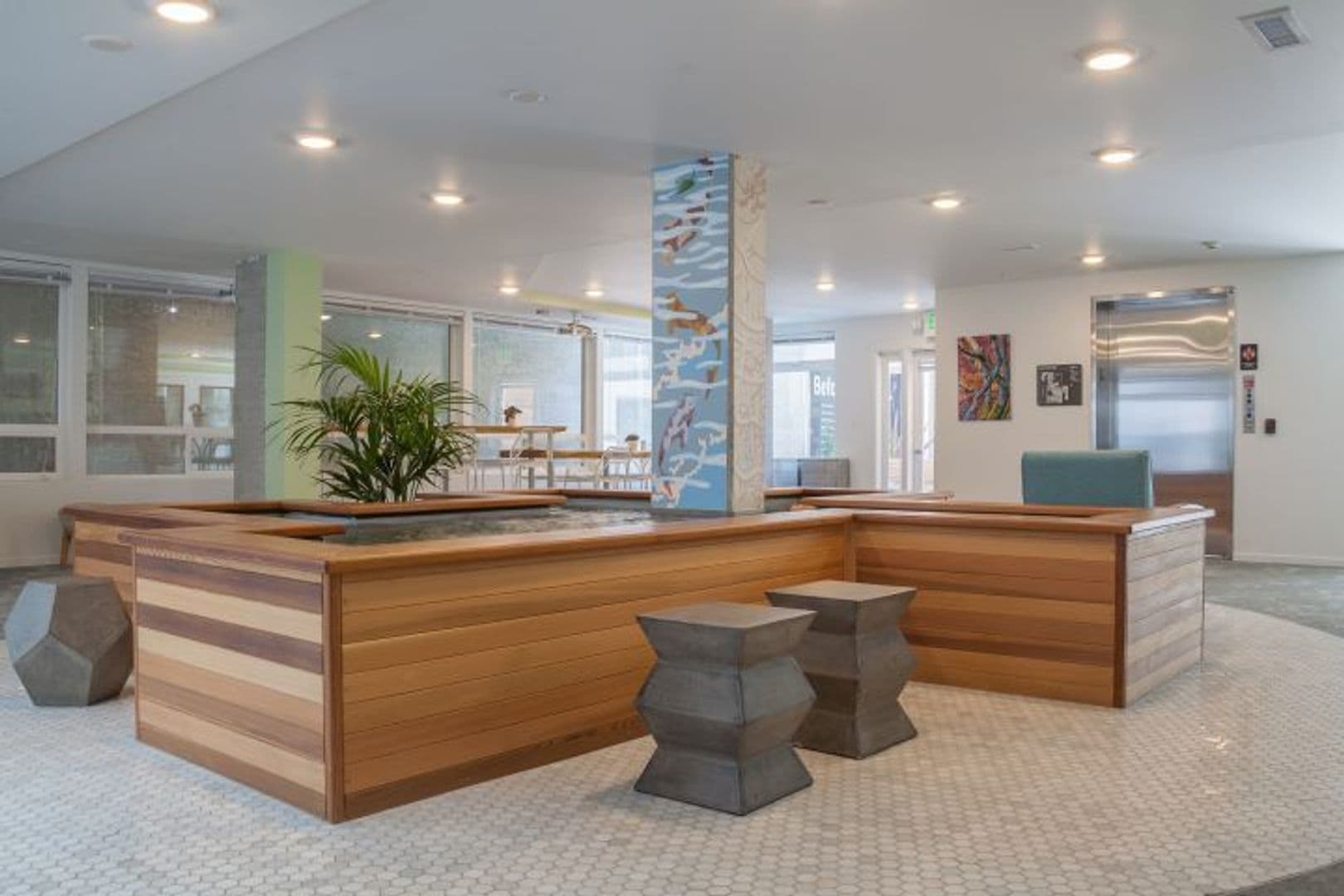 Kirkland Apartment: 450 Central Way