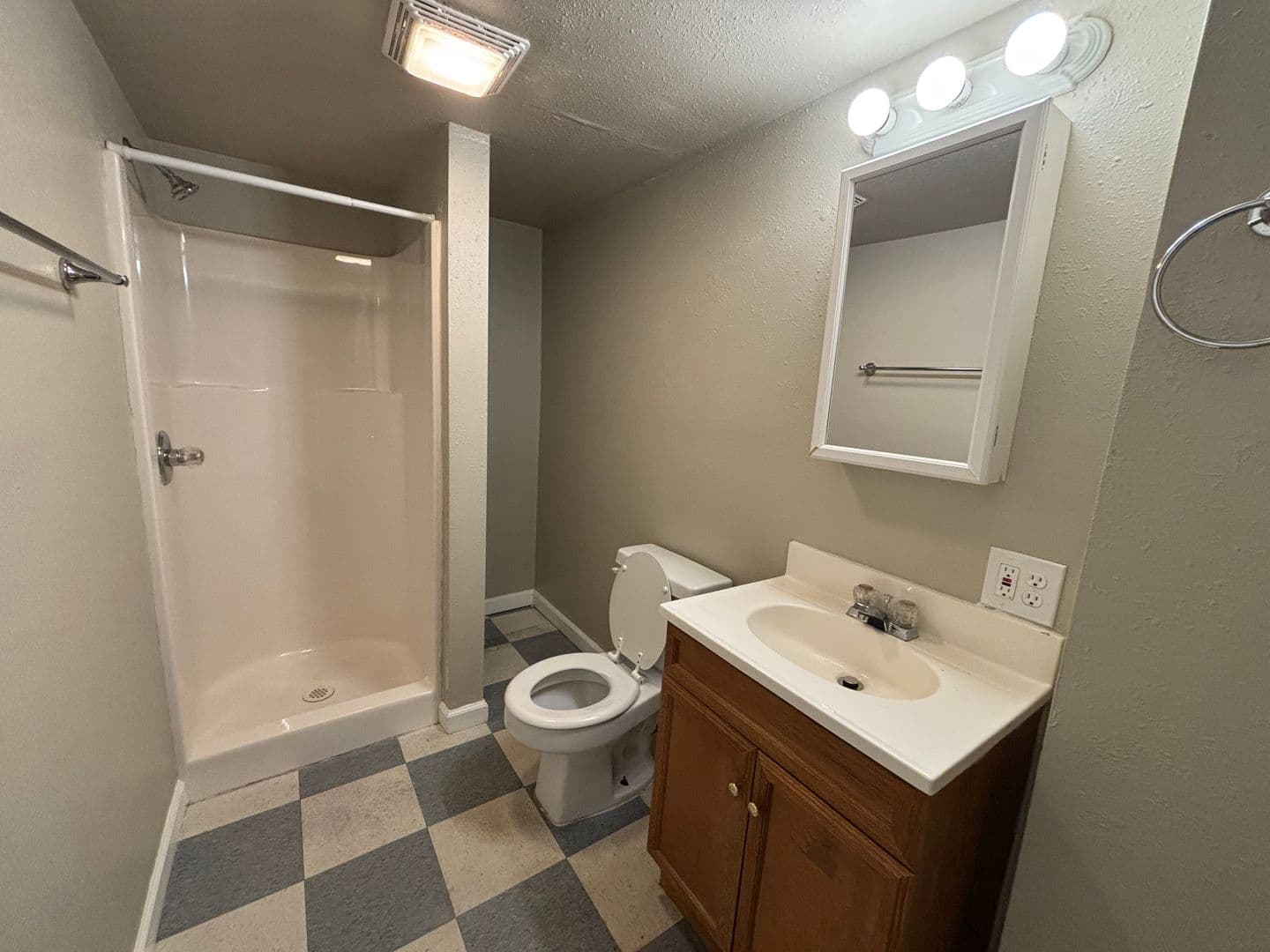 Seattle Apartment: 317 Harvard Ave E