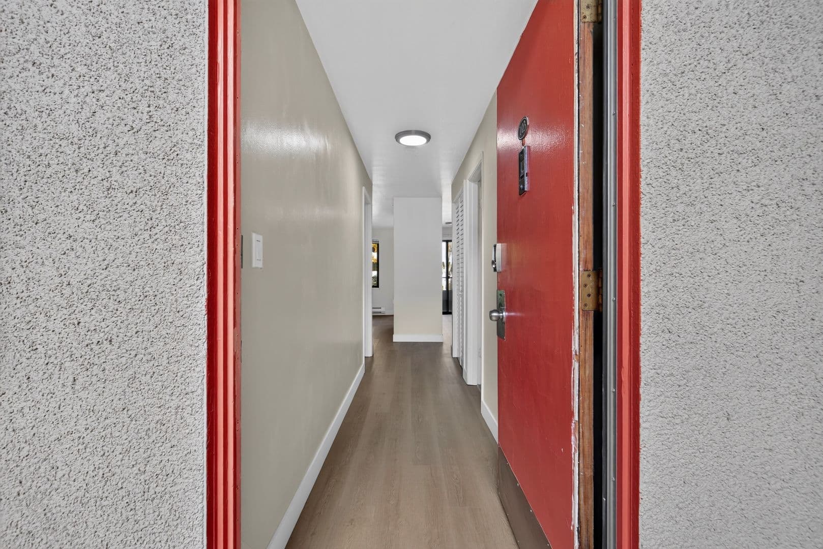 Seattle Apartment: 1653 21st Ave