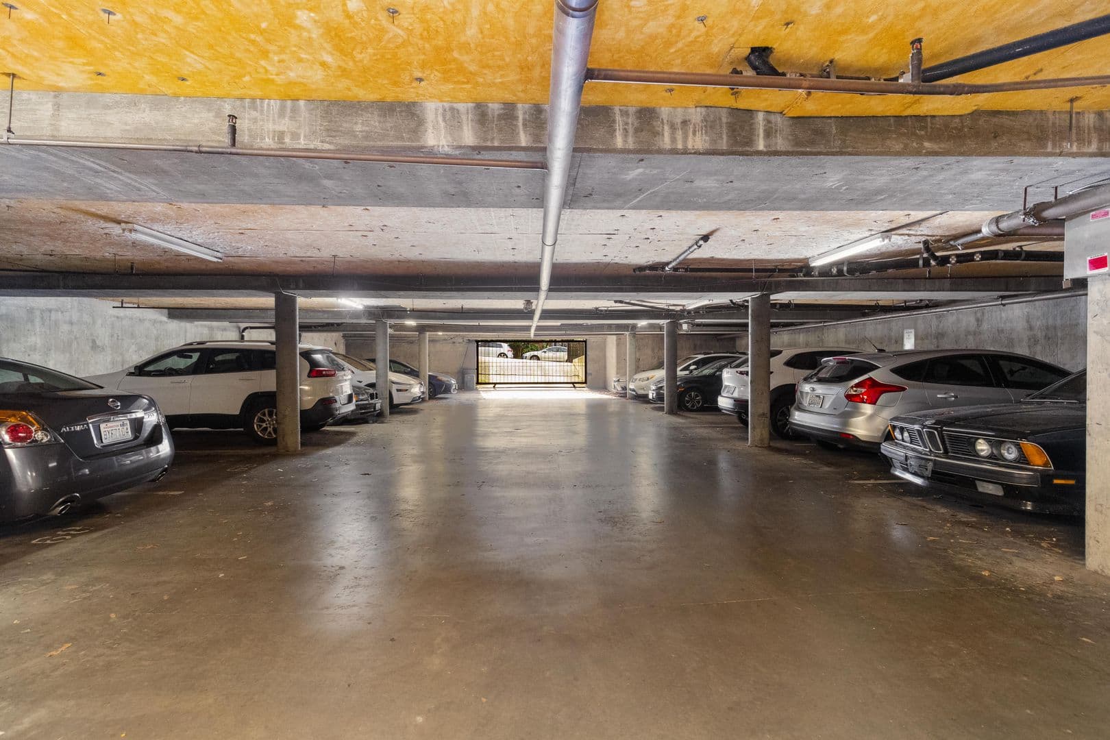 Seattle Apartment: 500 13th Ave E