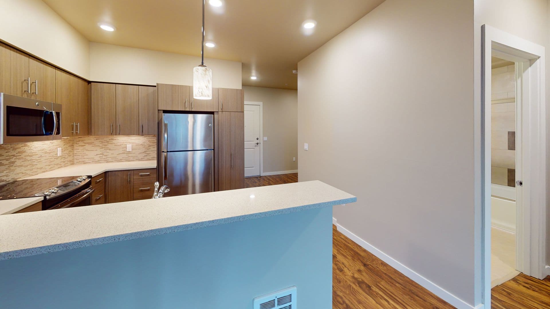 Seattle Apartment: 954 E. Union St.