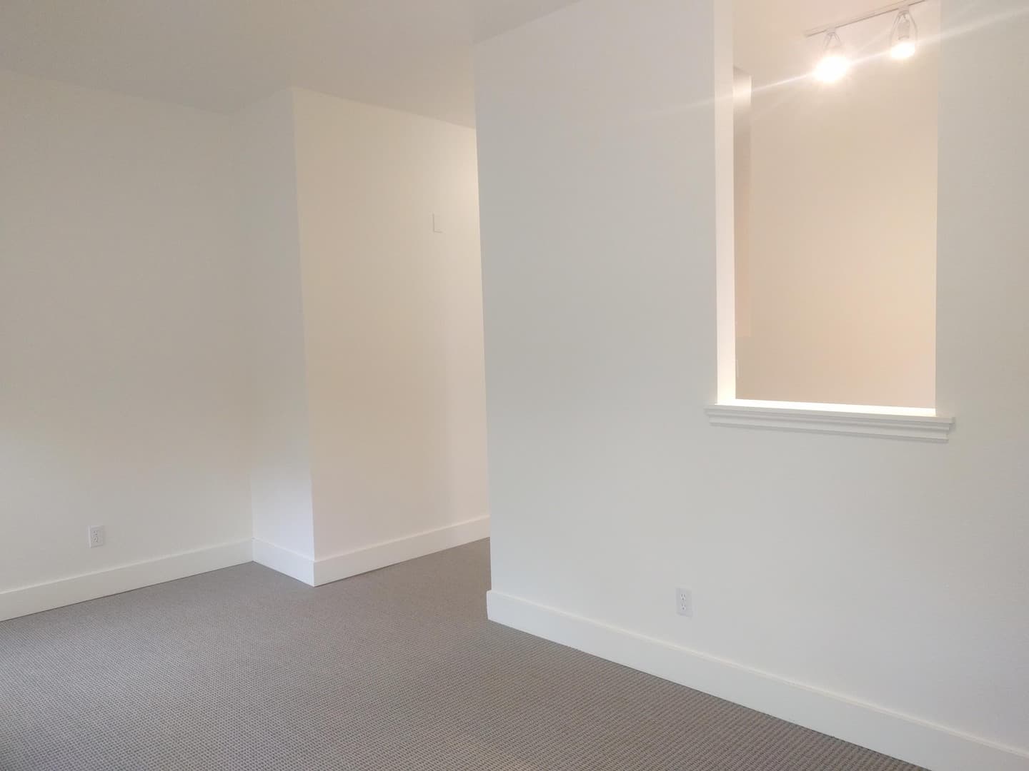 Seattle Apartment: 1420 Belmont Ave