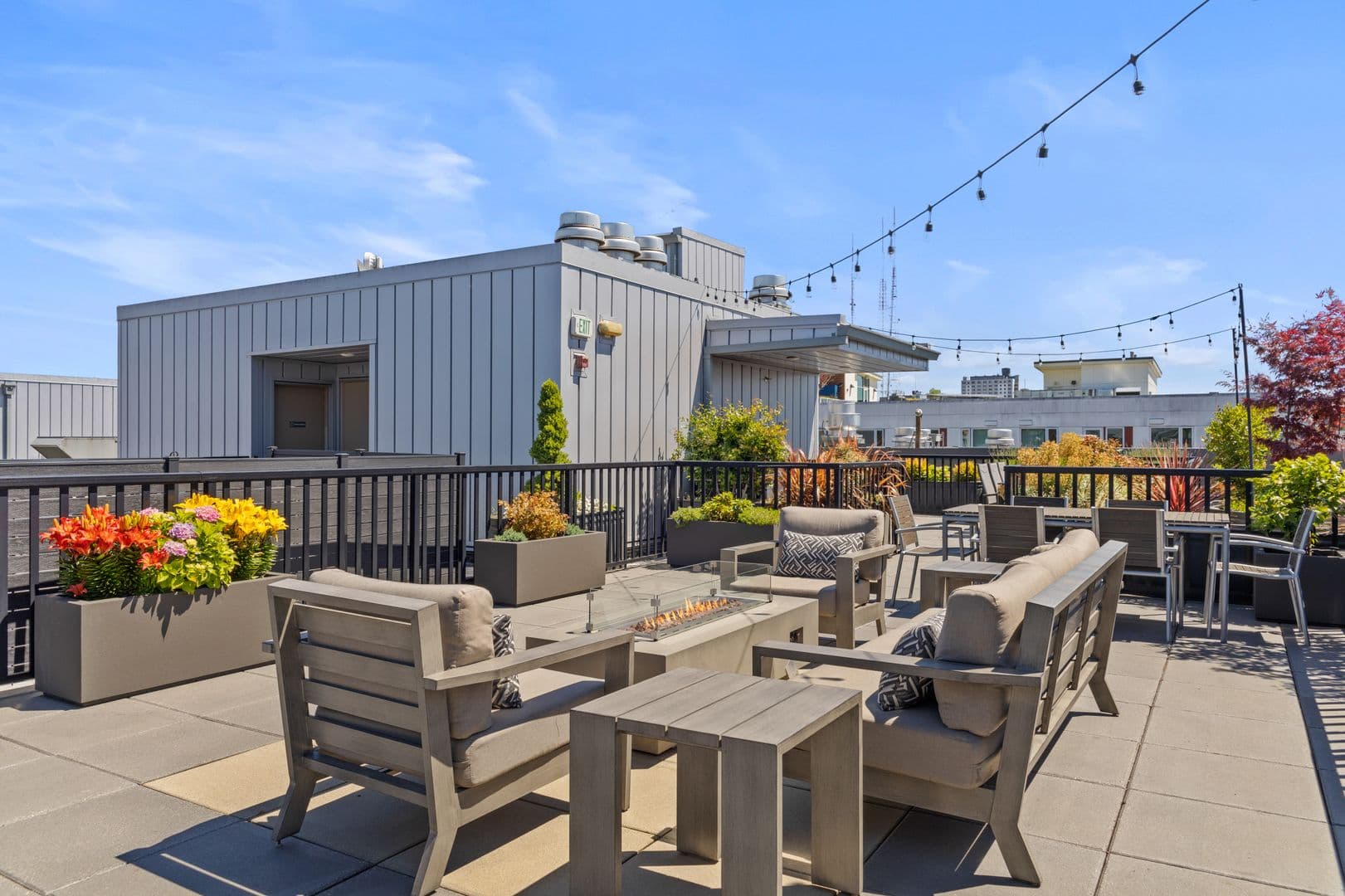 Seattle Apartment: 954 E. Union St.