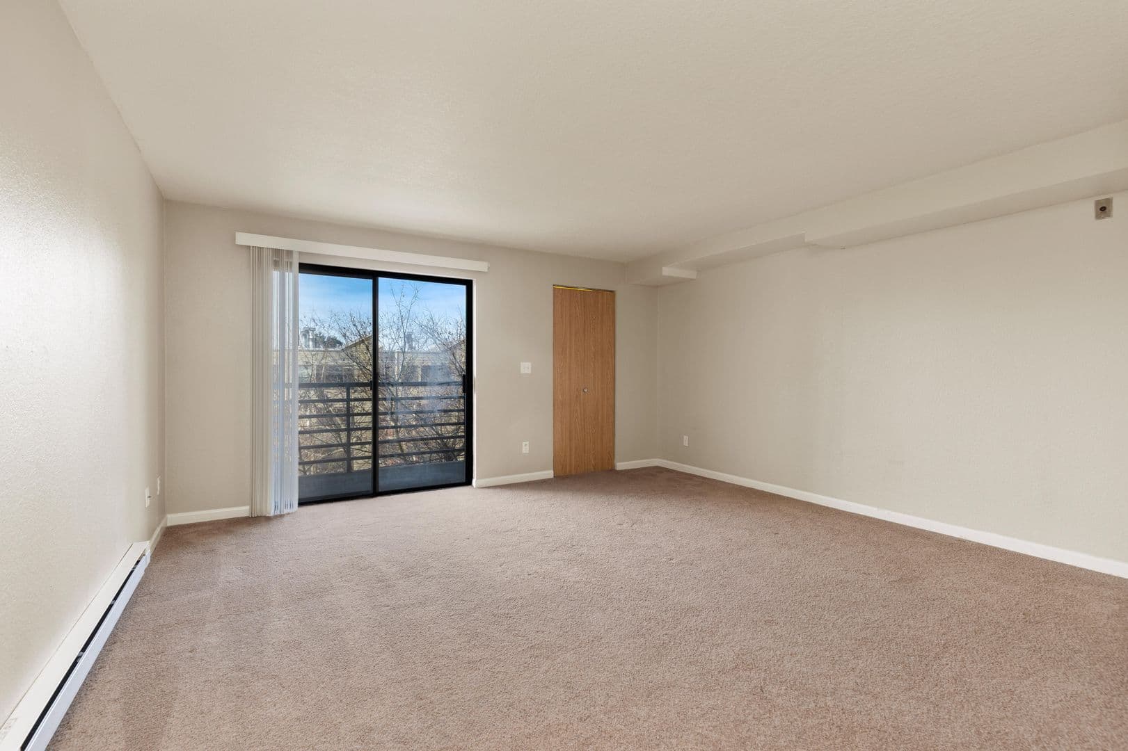 Seattle Apartment: 500 13th Ave E