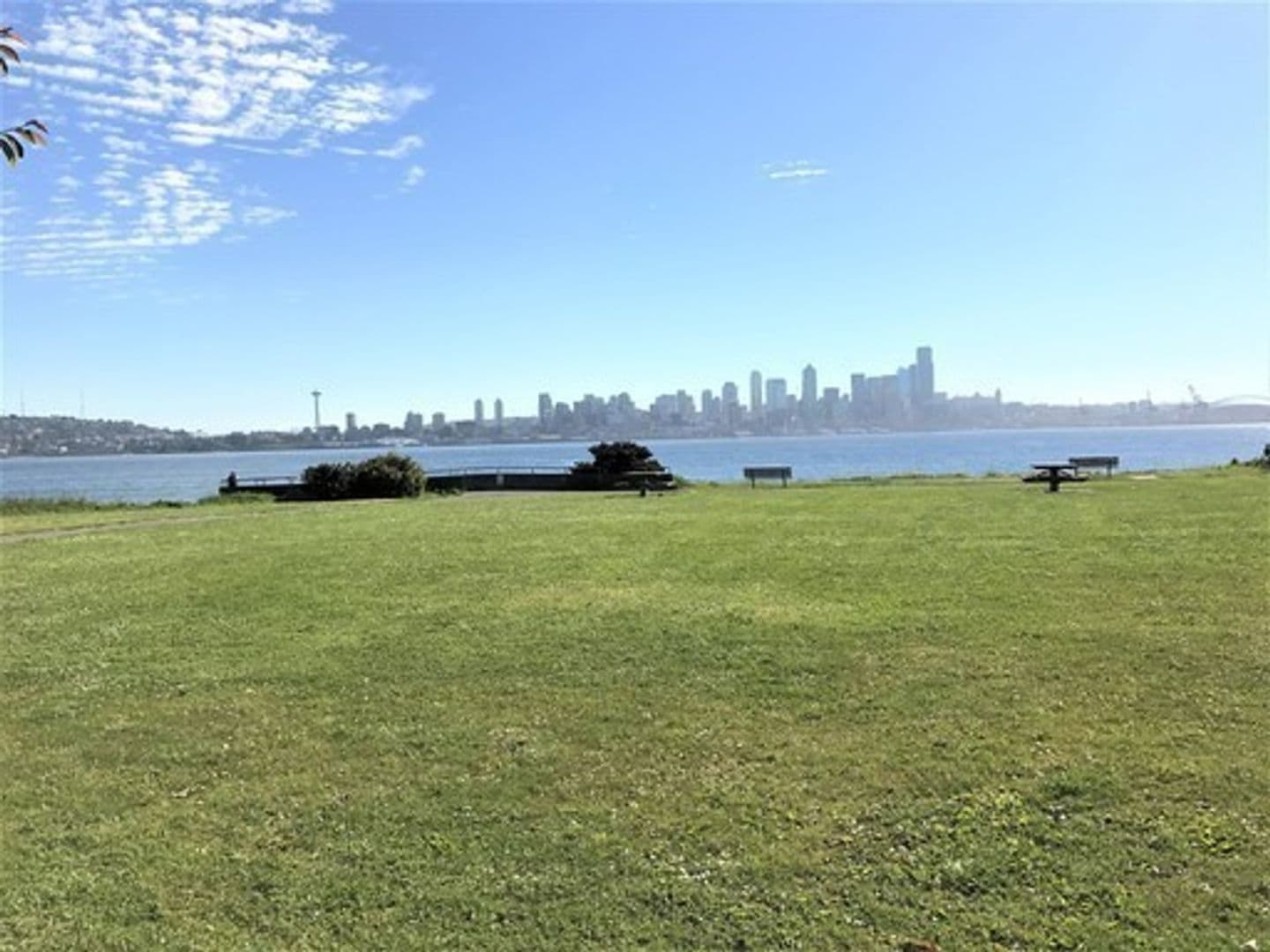 Seattle Apartment: 2425 Harbor Ave SW