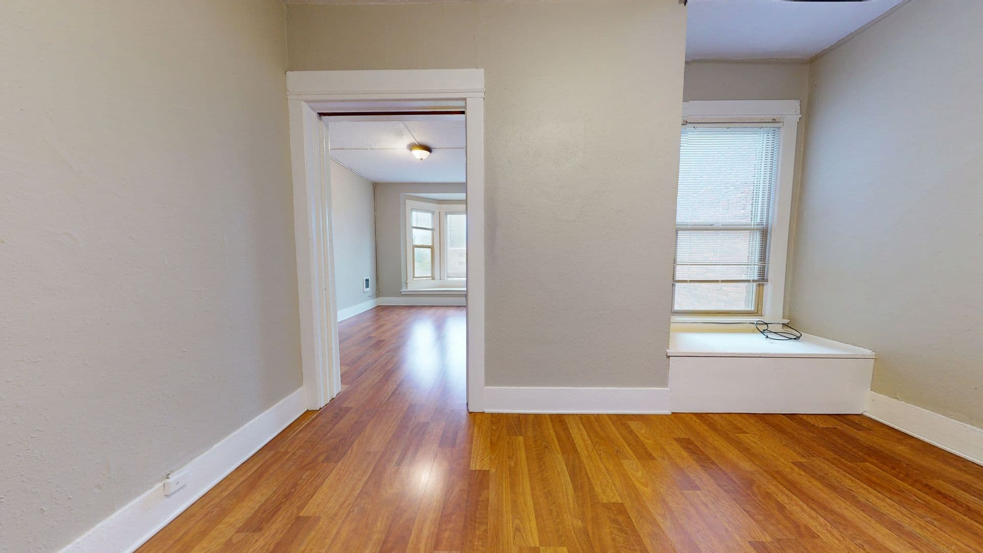 Seattle Apartment: 317 Harvard Ave E